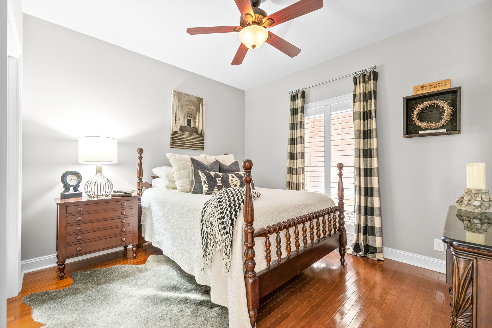 2869 Carriage Way
