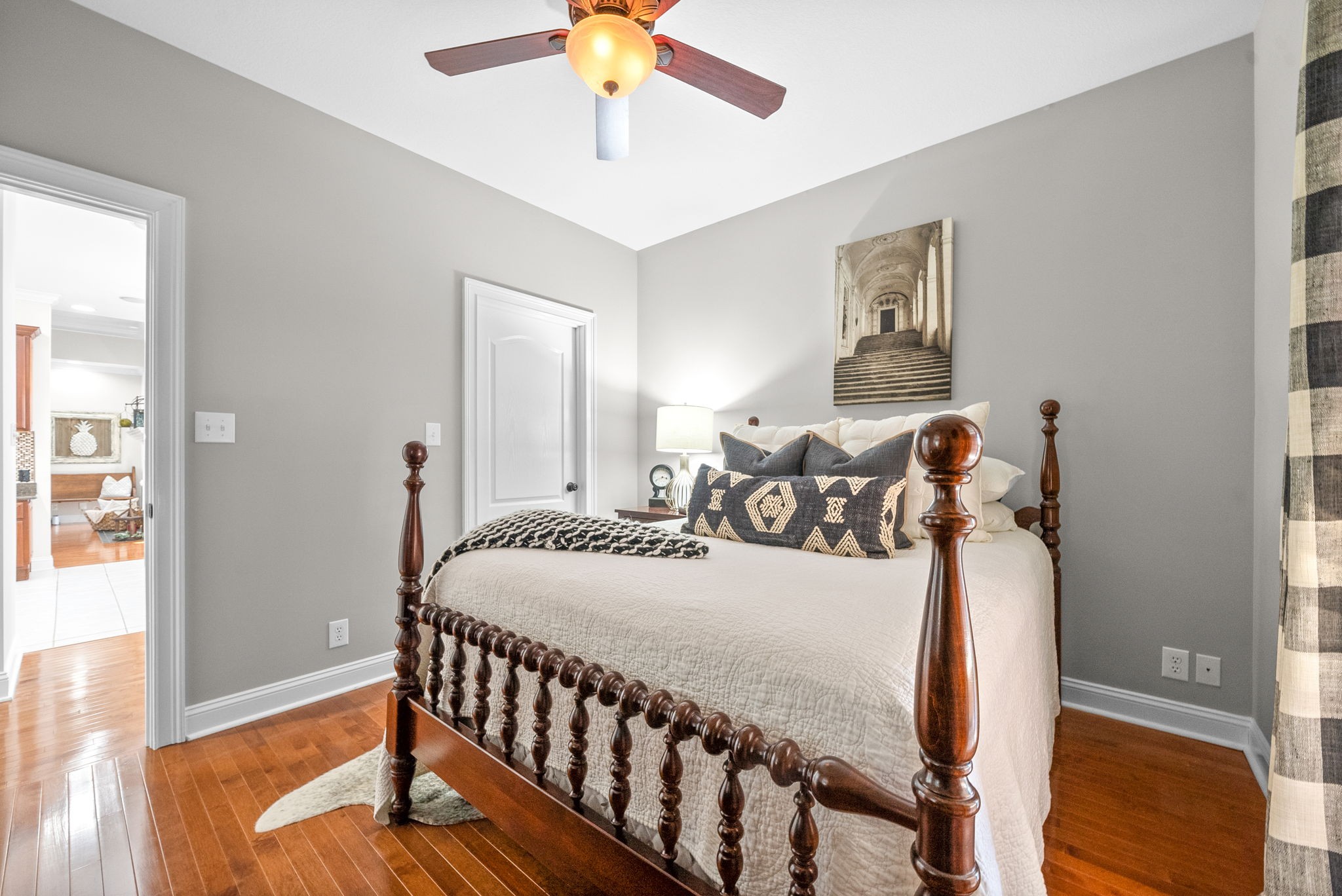 2869 Carriage Way