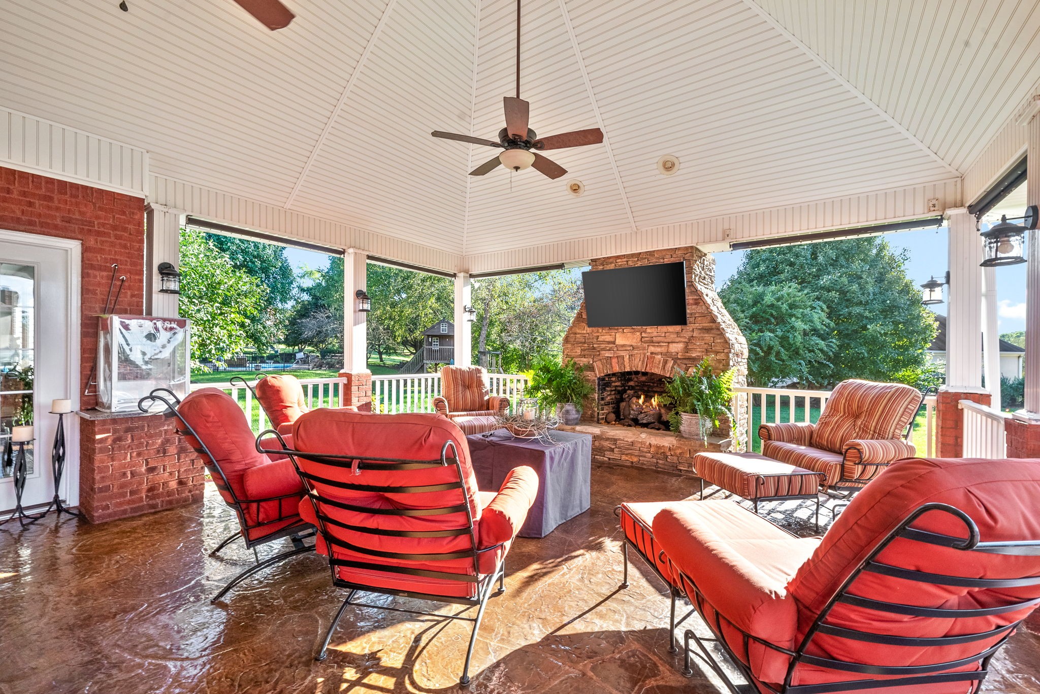2869 Carriage Way