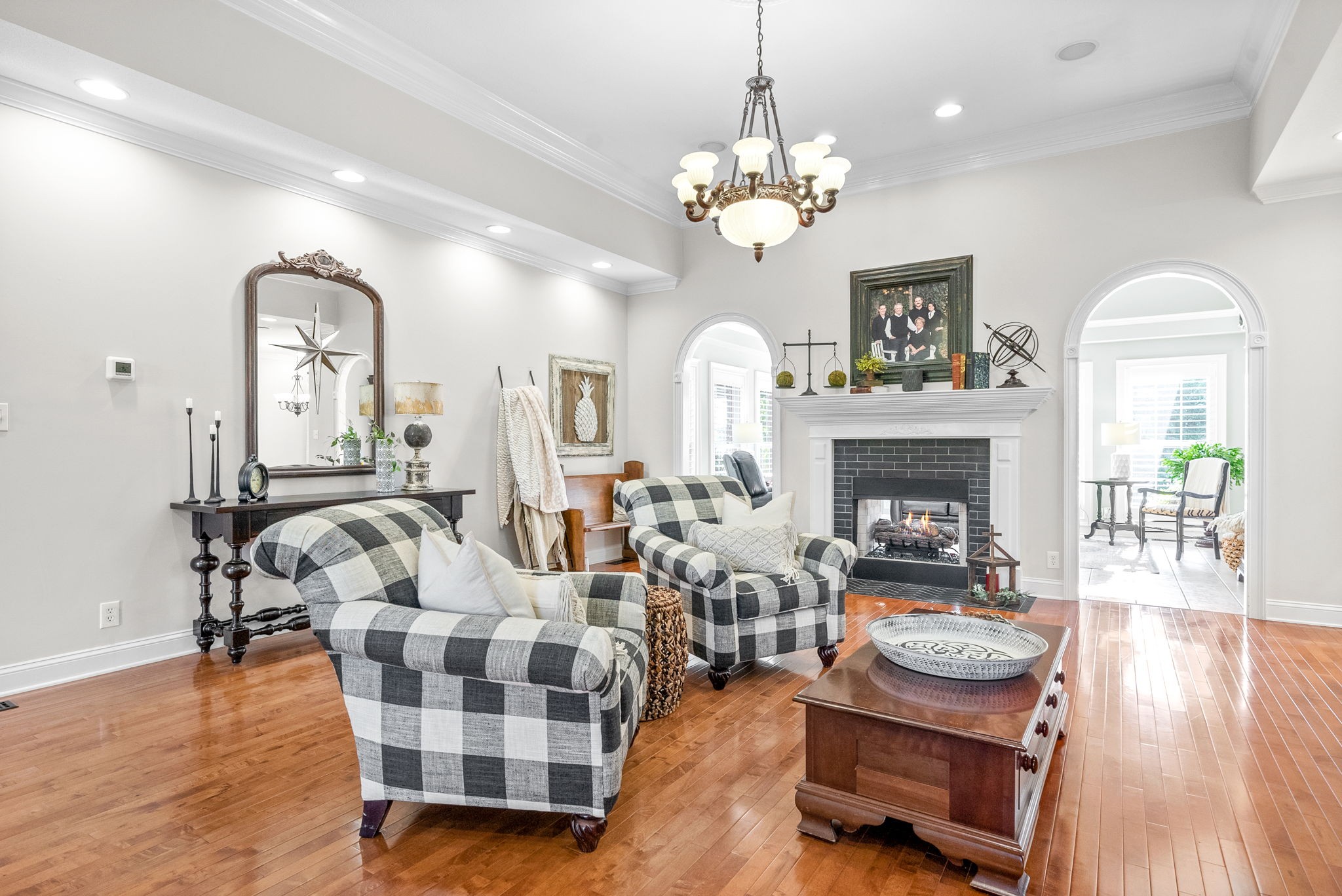 2869 Carriage Way