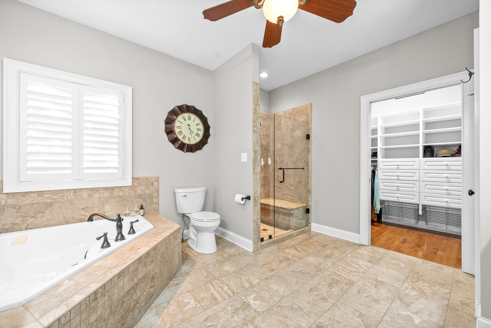 2869 Carriage Way