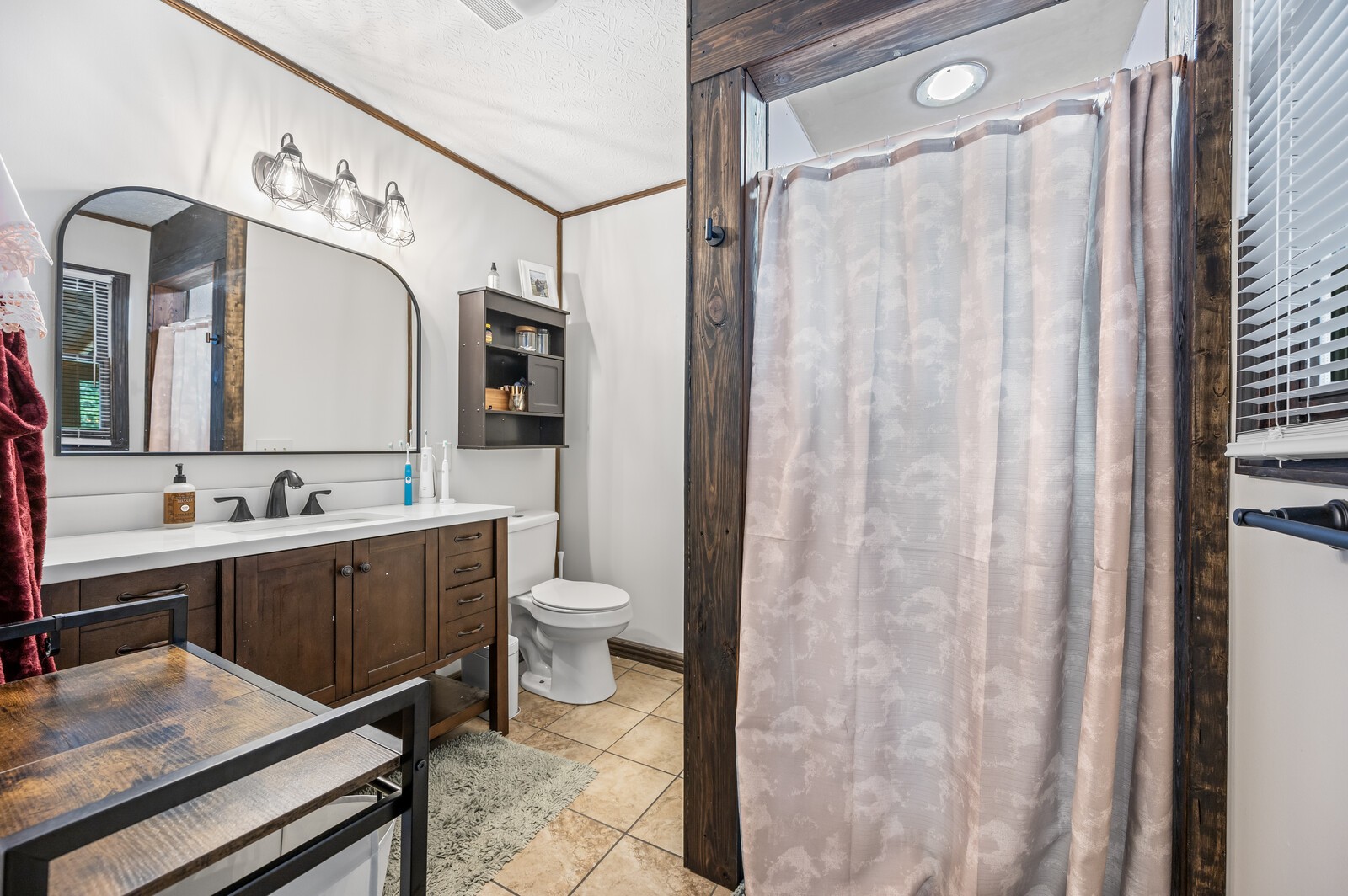 2404 Old Washington Rd