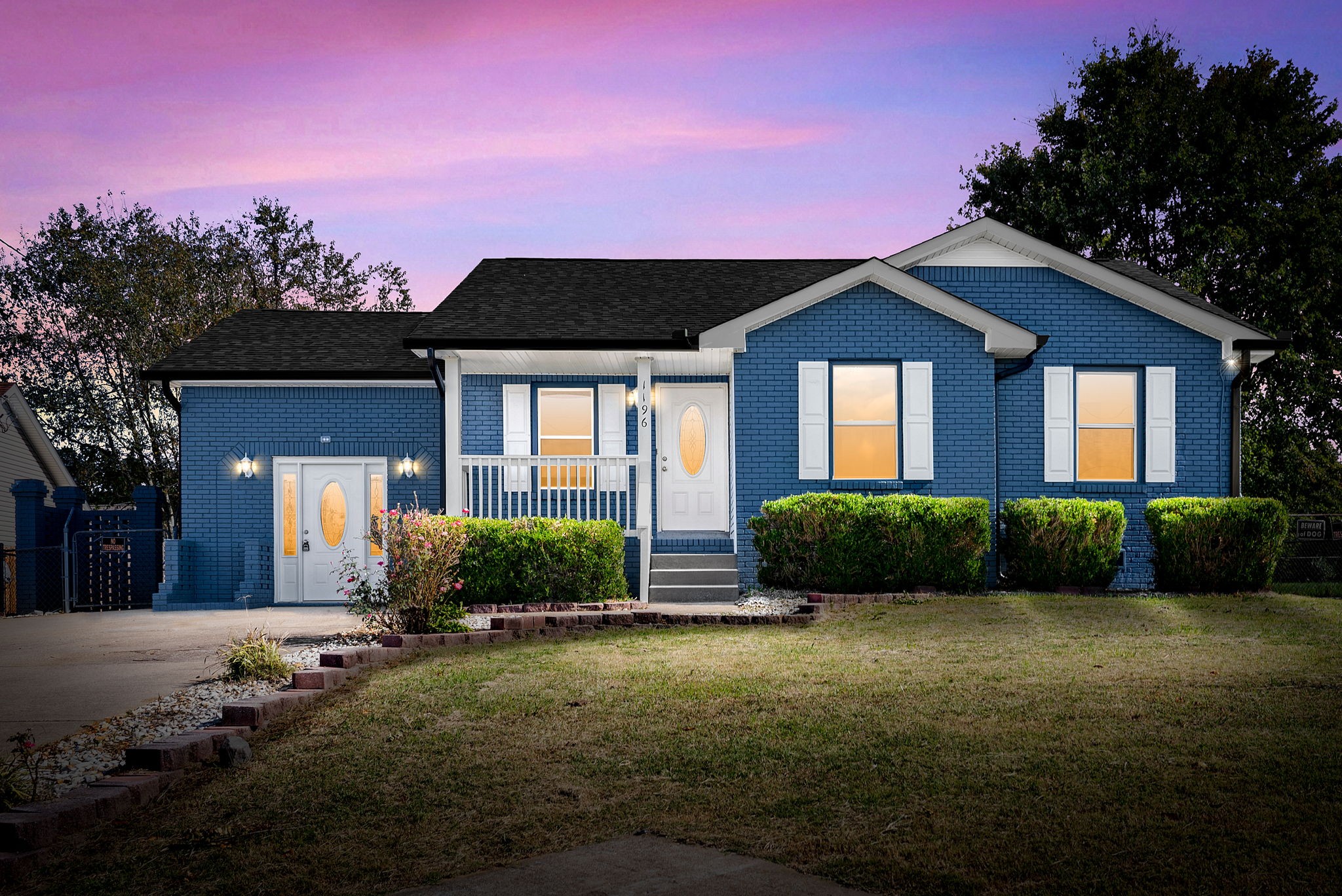 1196 Kendall Dr