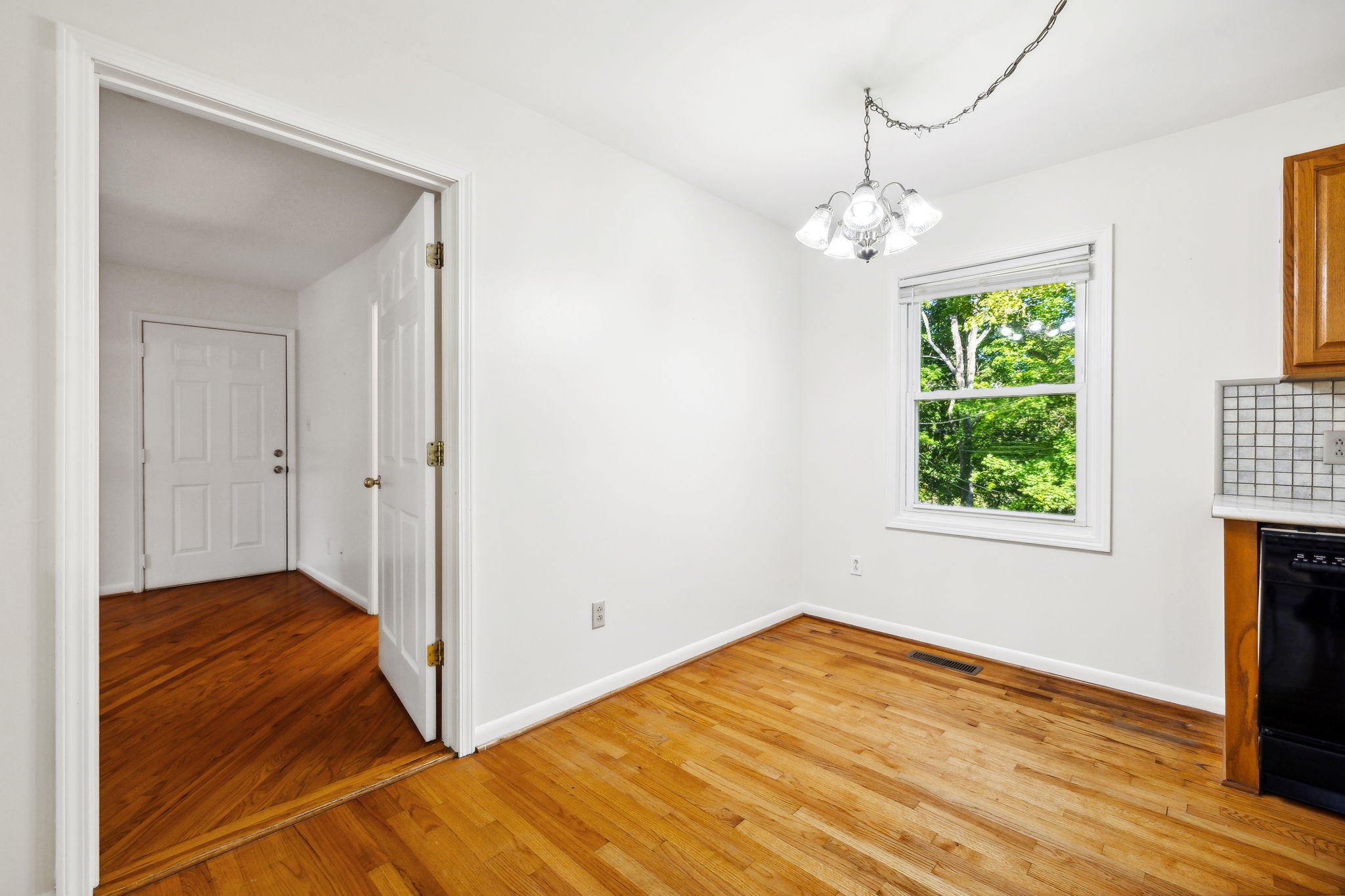 1269 Hillwood Dr