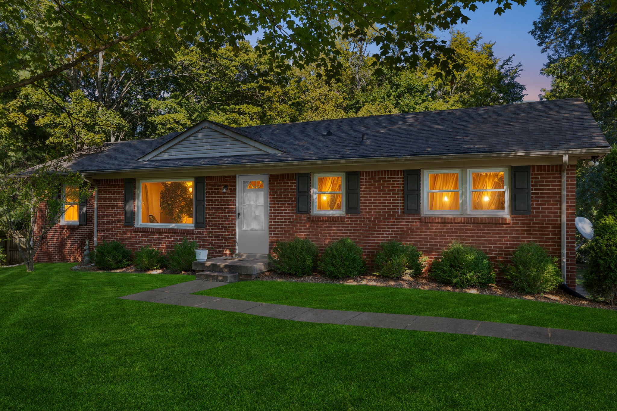 1269 Hillwood Dr