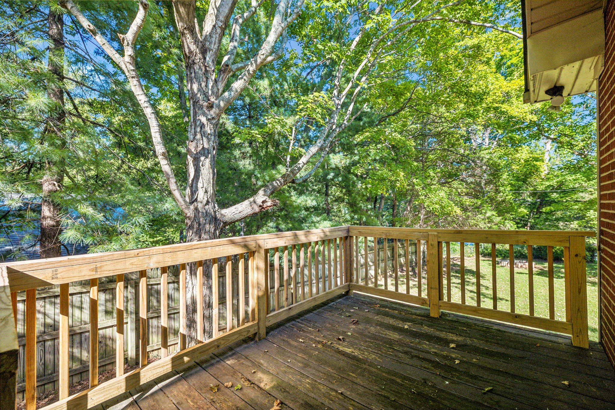 1269 Hillwood Dr