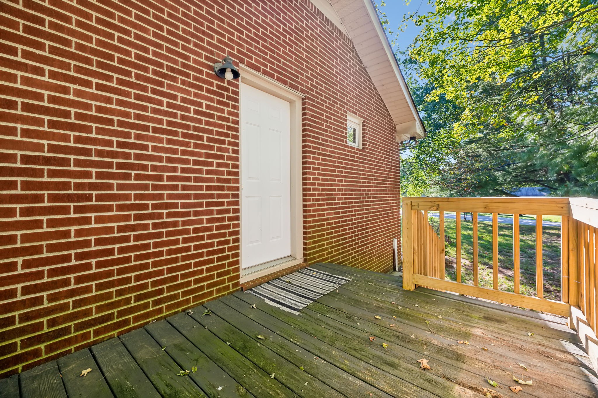1269 Hillwood Dr
