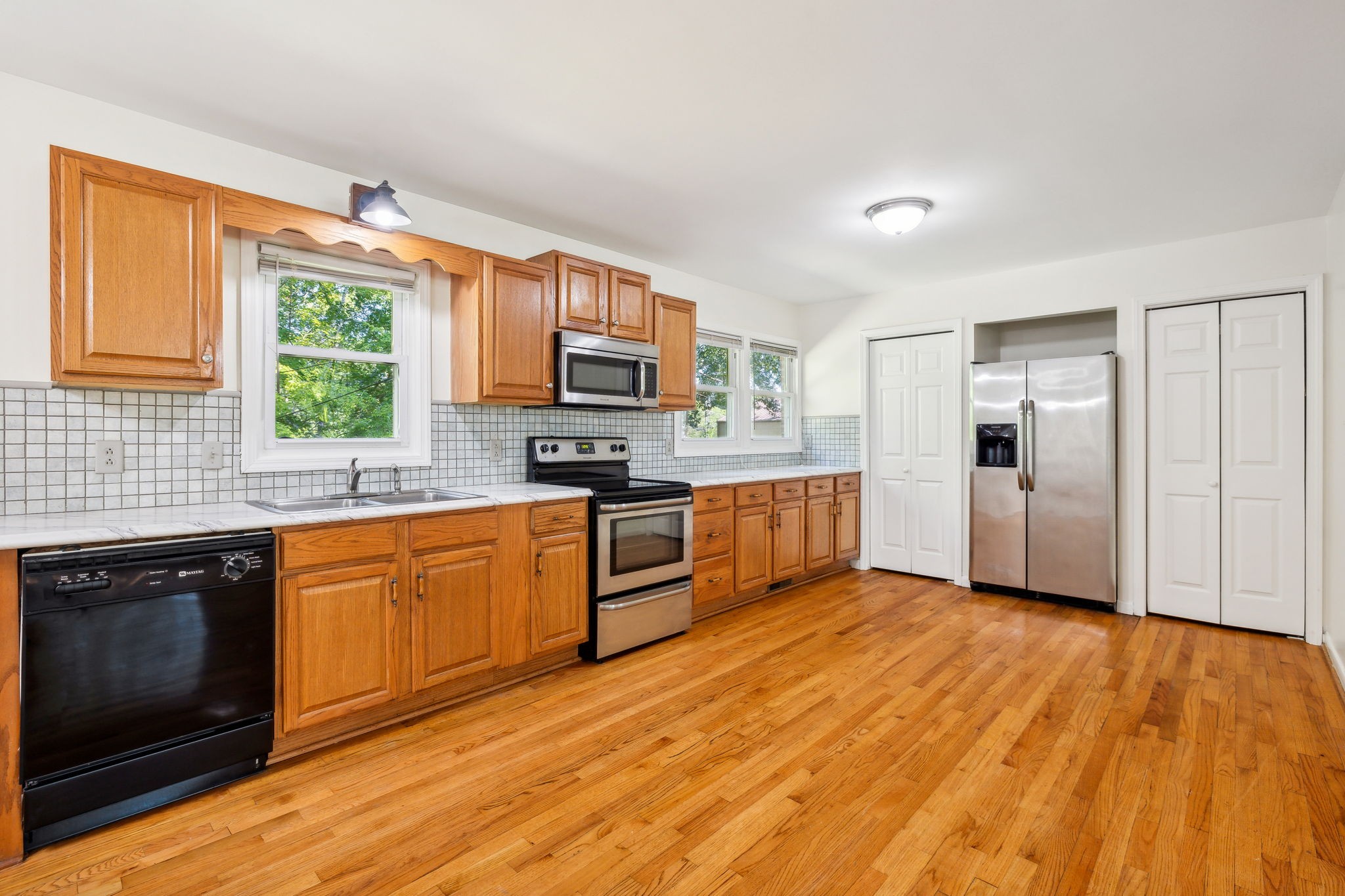 1269 Hillwood Dr