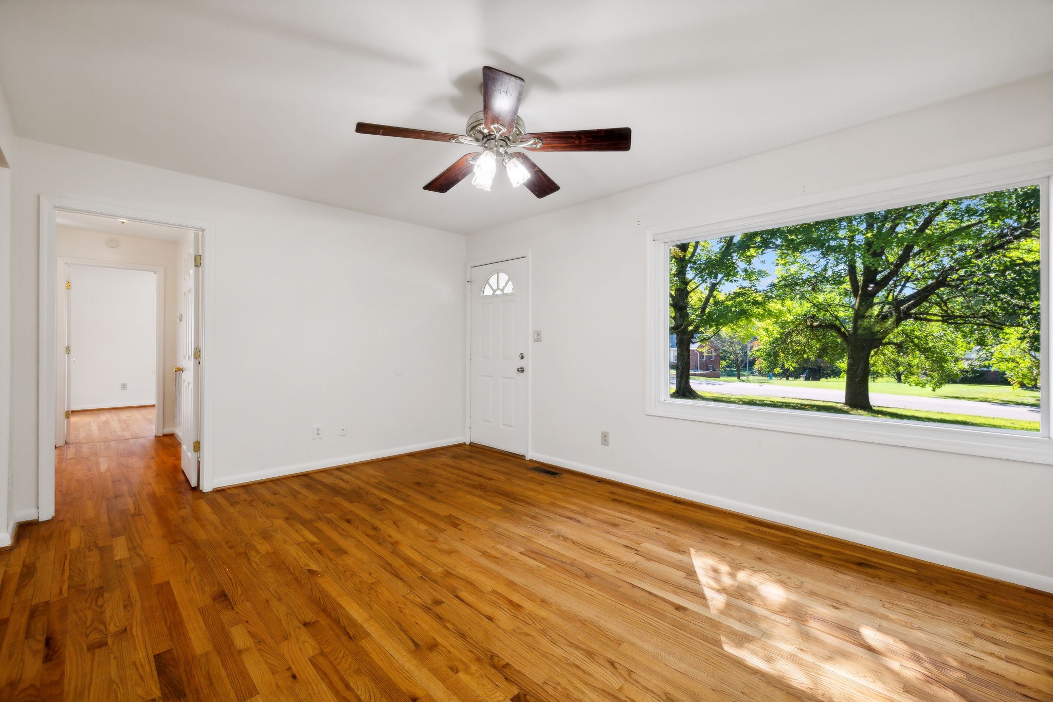1269 Hillwood Dr
