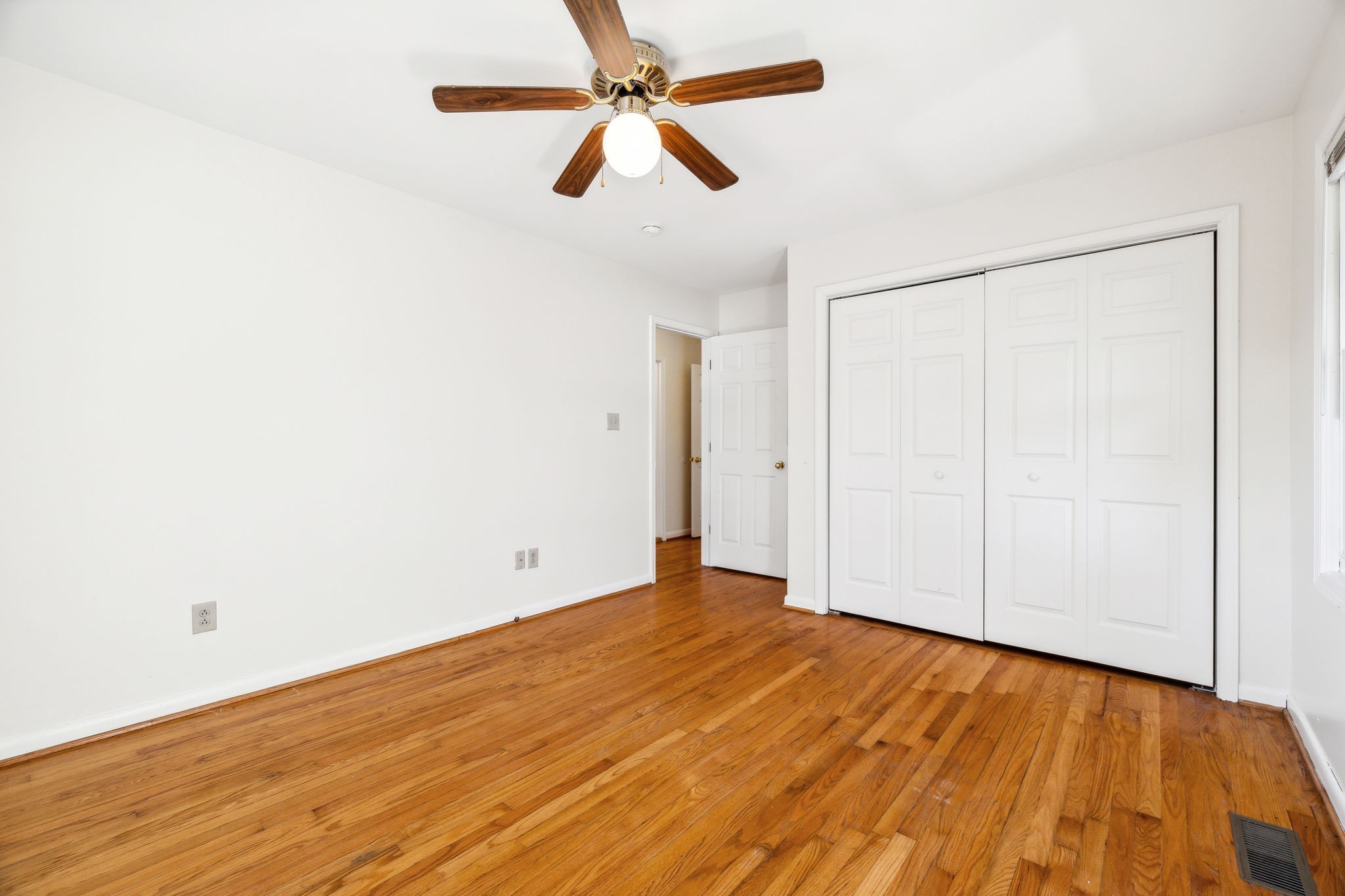 1269 Hillwood Dr