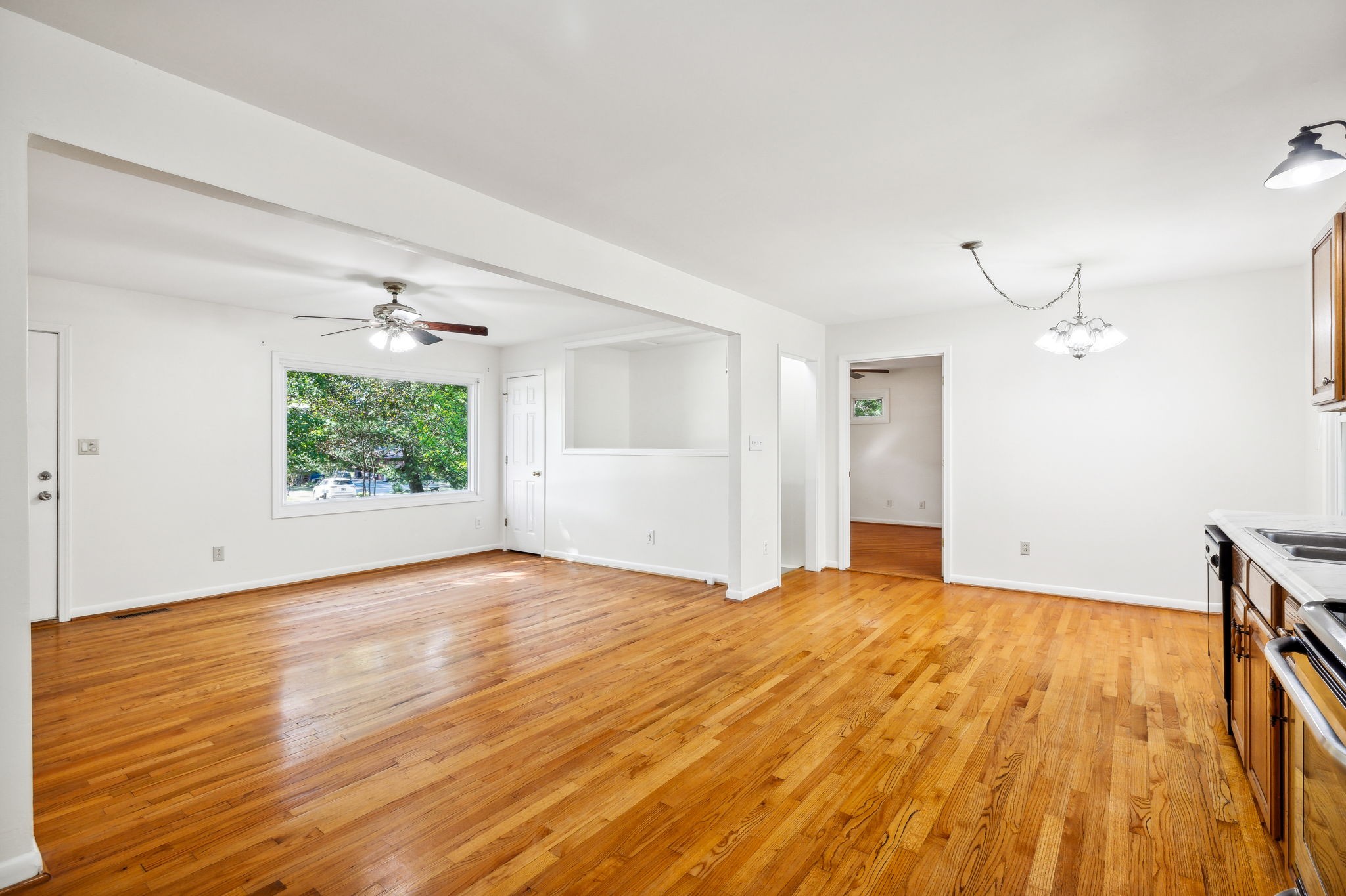 1269 Hillwood Dr