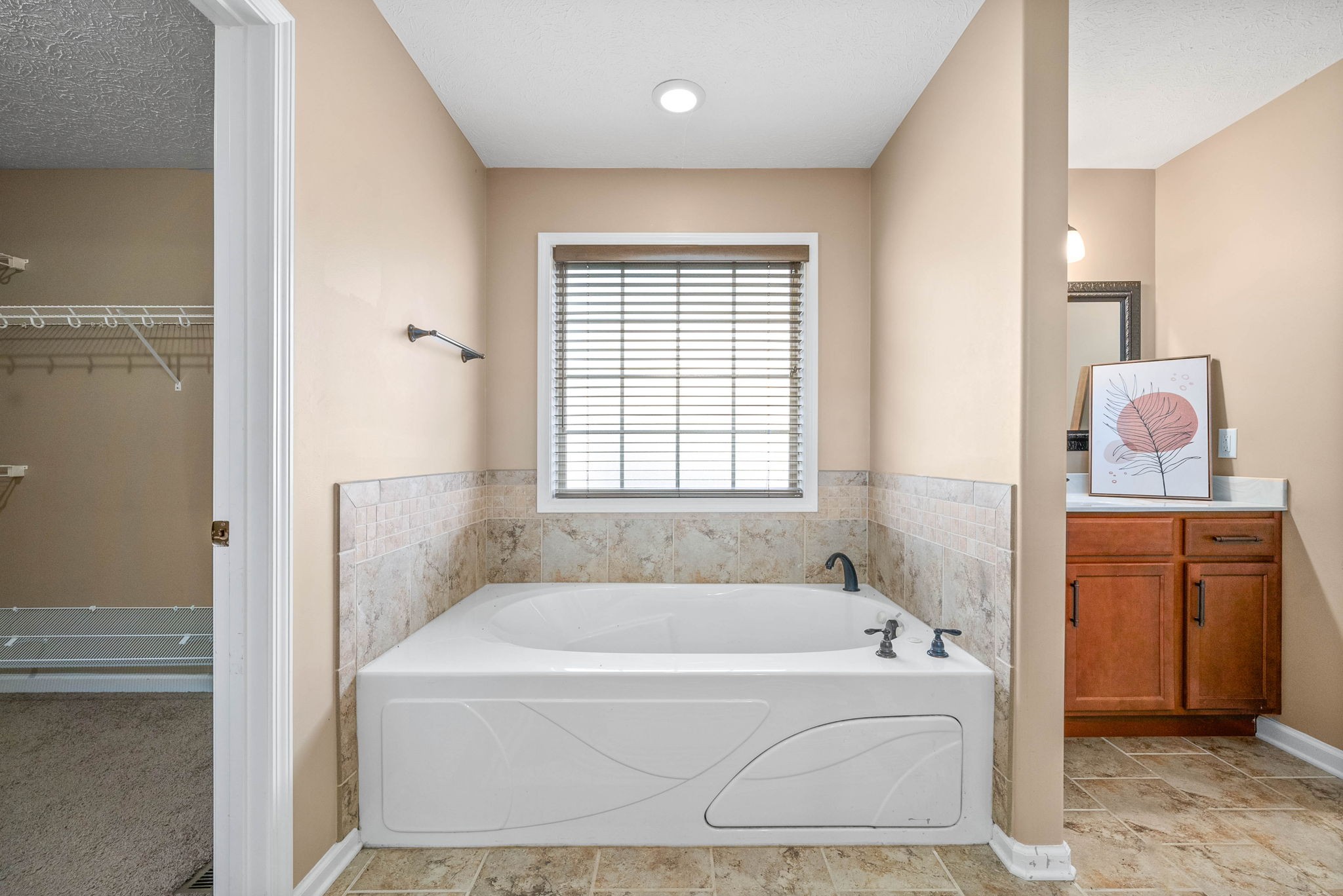 3477 Sikorsky Ln