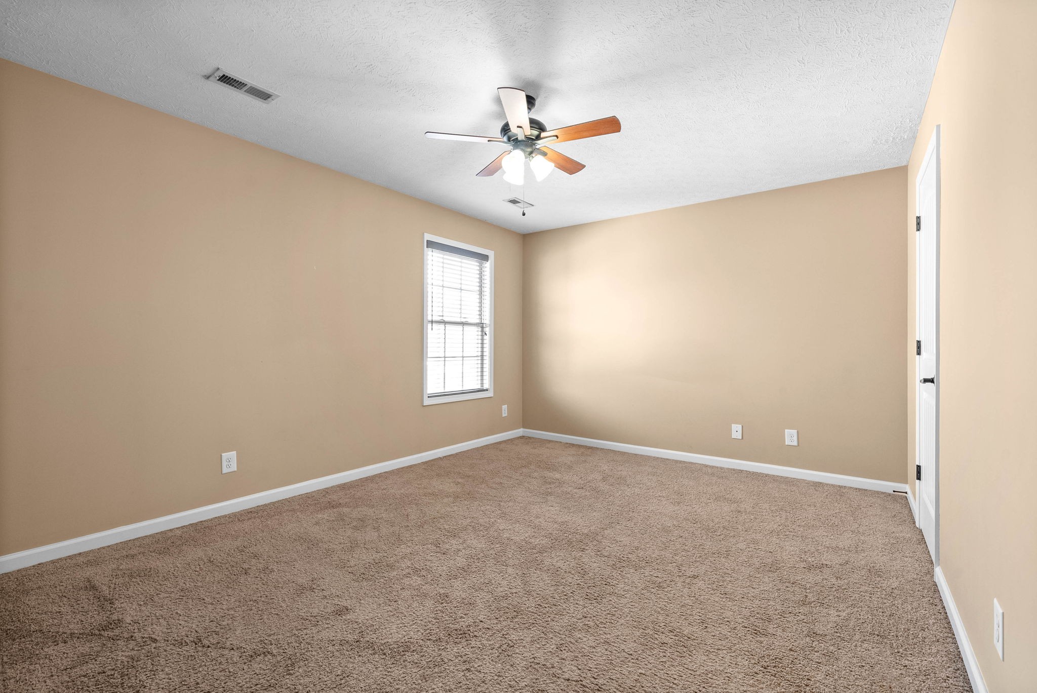 3477 Sikorsky Ln