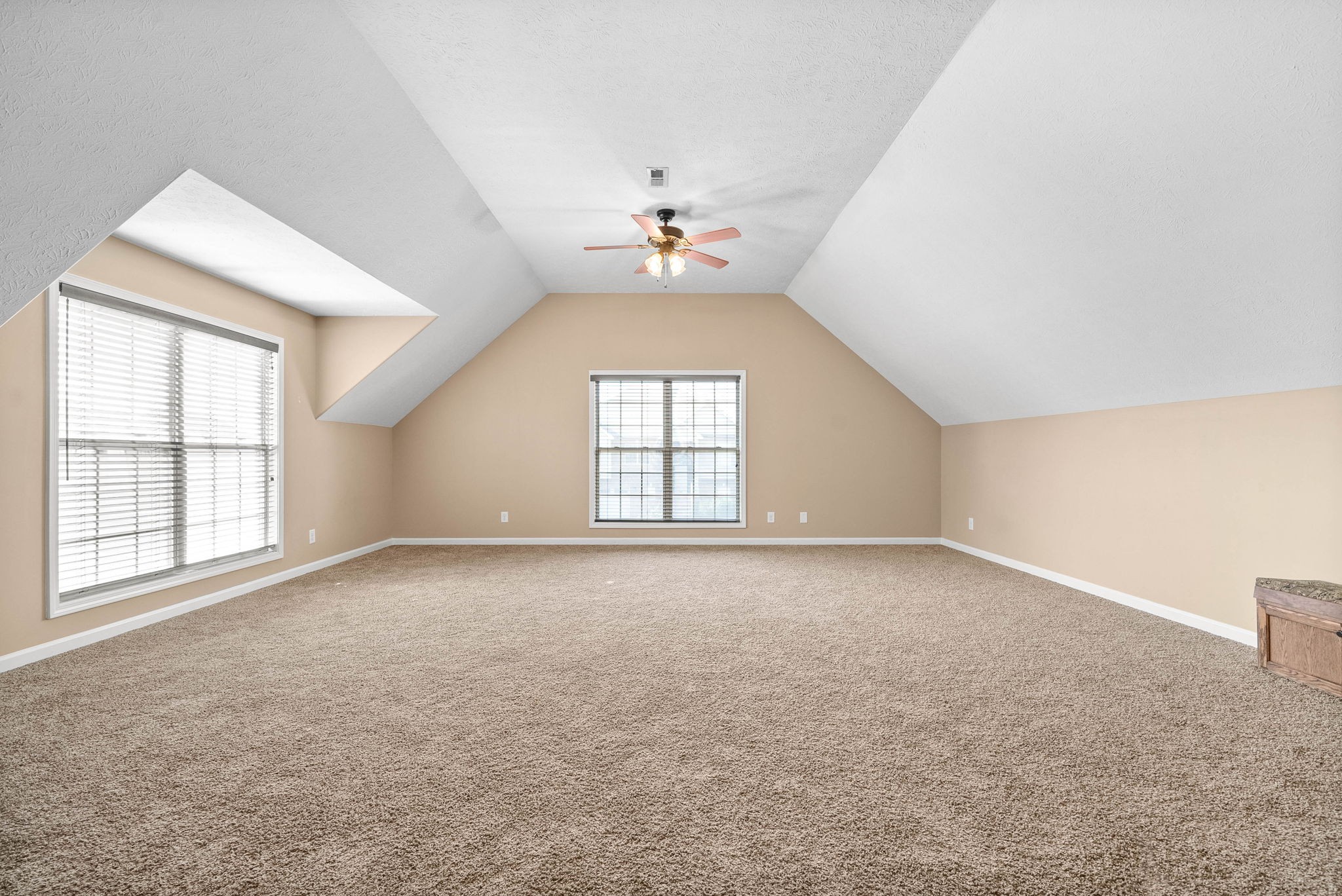 3477 Sikorsky Ln