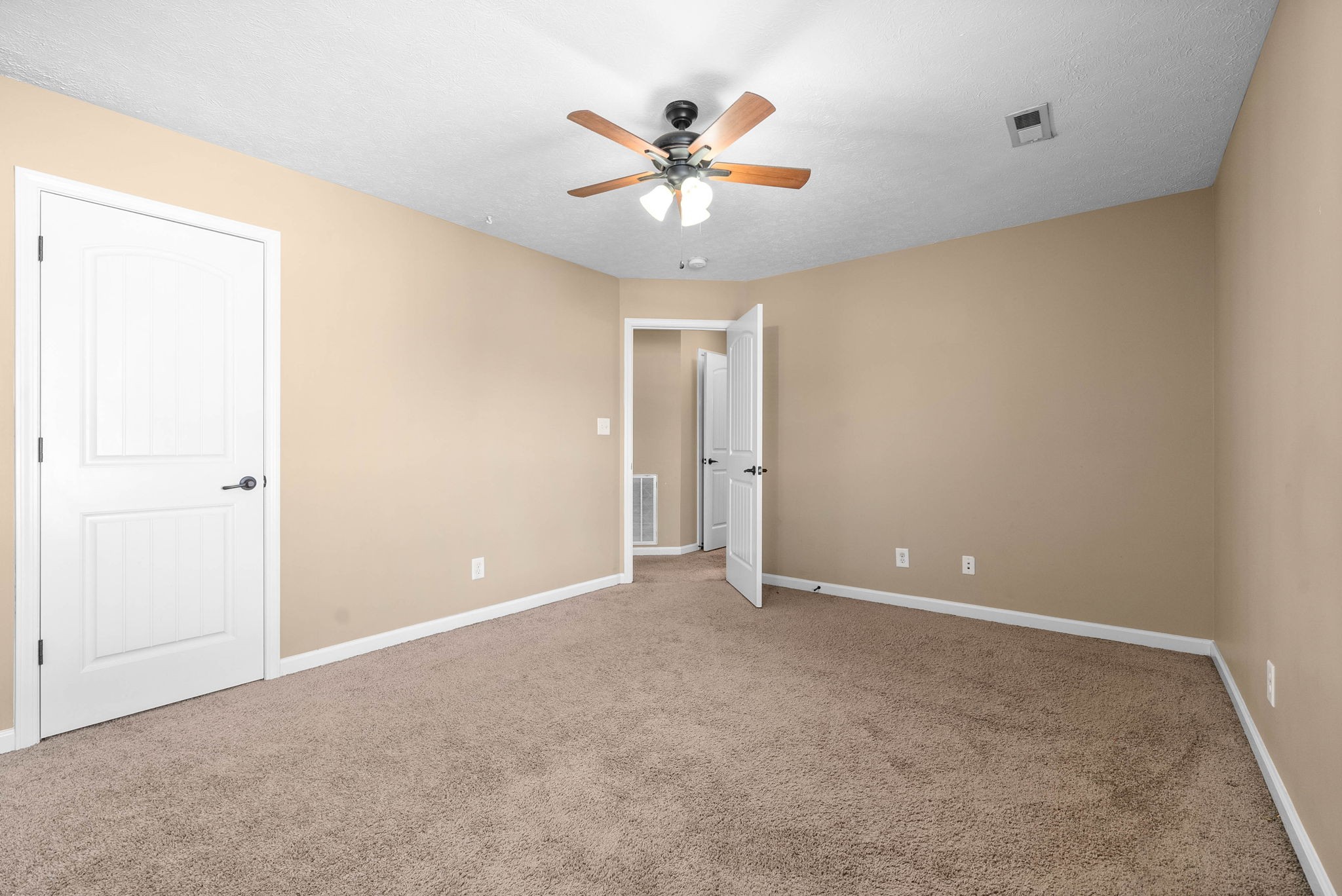3477 Sikorsky Ln