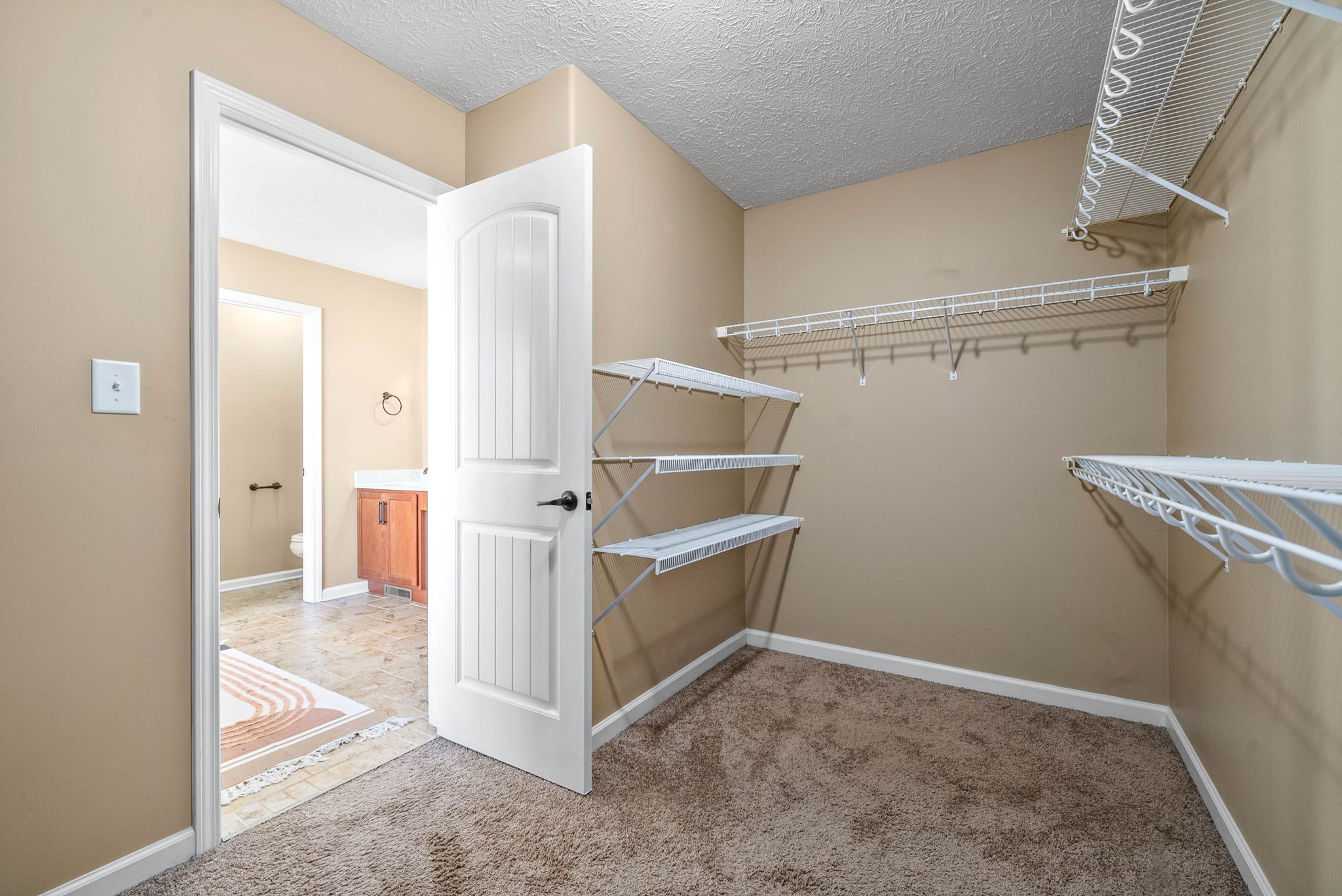 3477 Sikorsky Ln