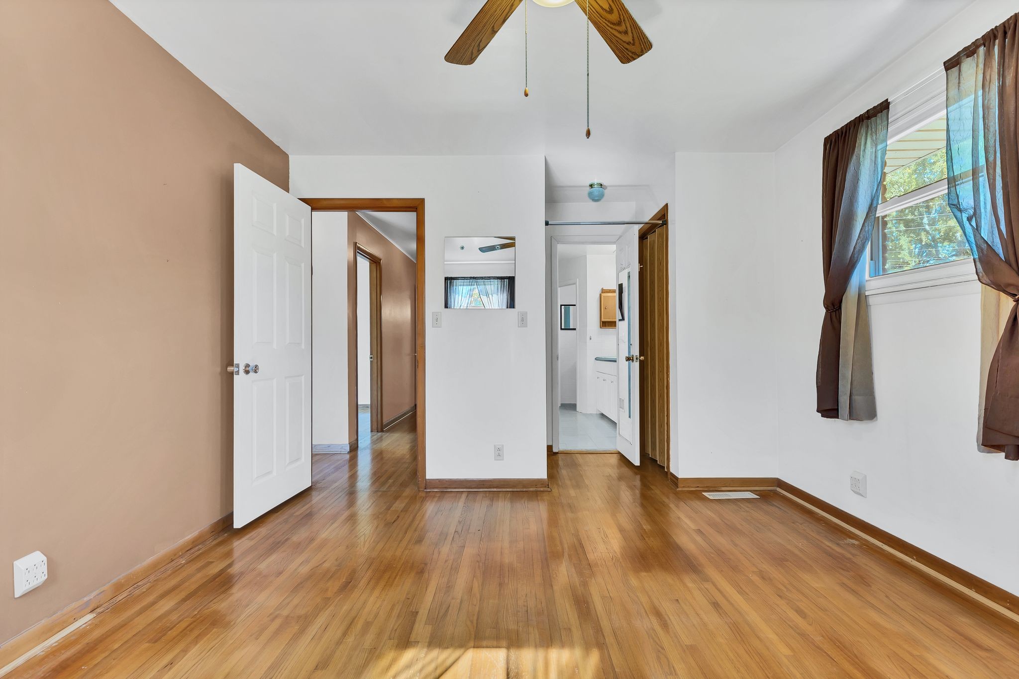2311 Green Acres Dr