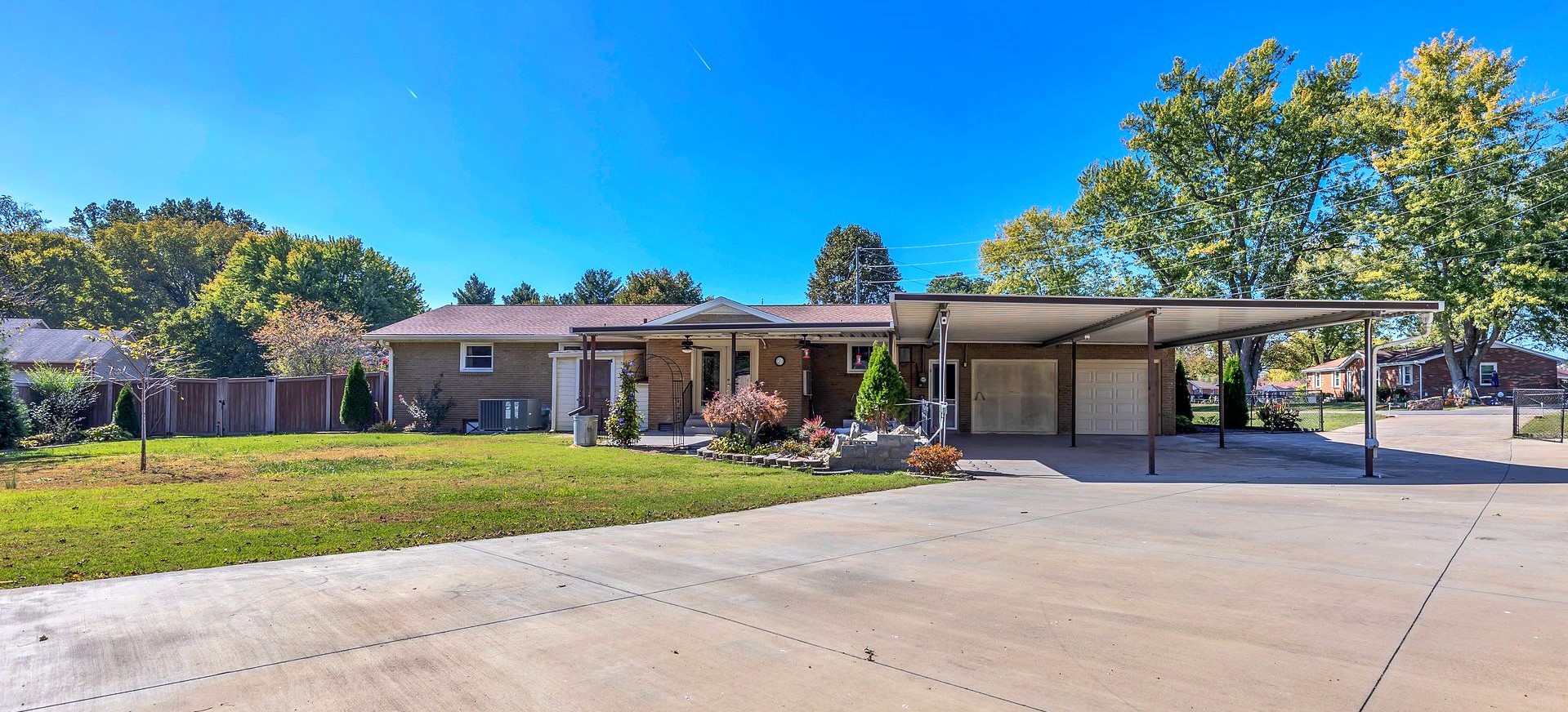 2311 Green Acres Dr