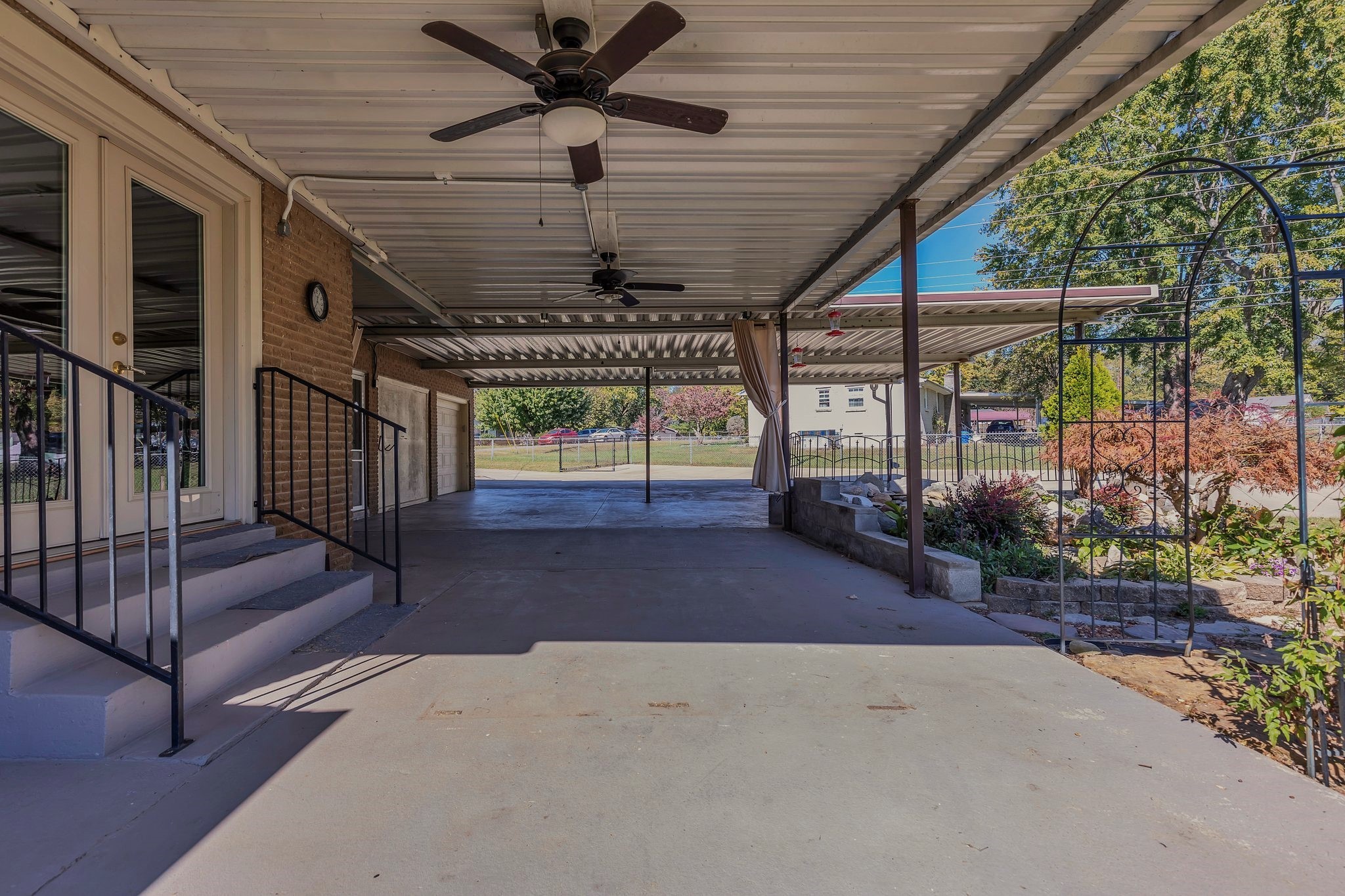 2311 Green Acres Dr