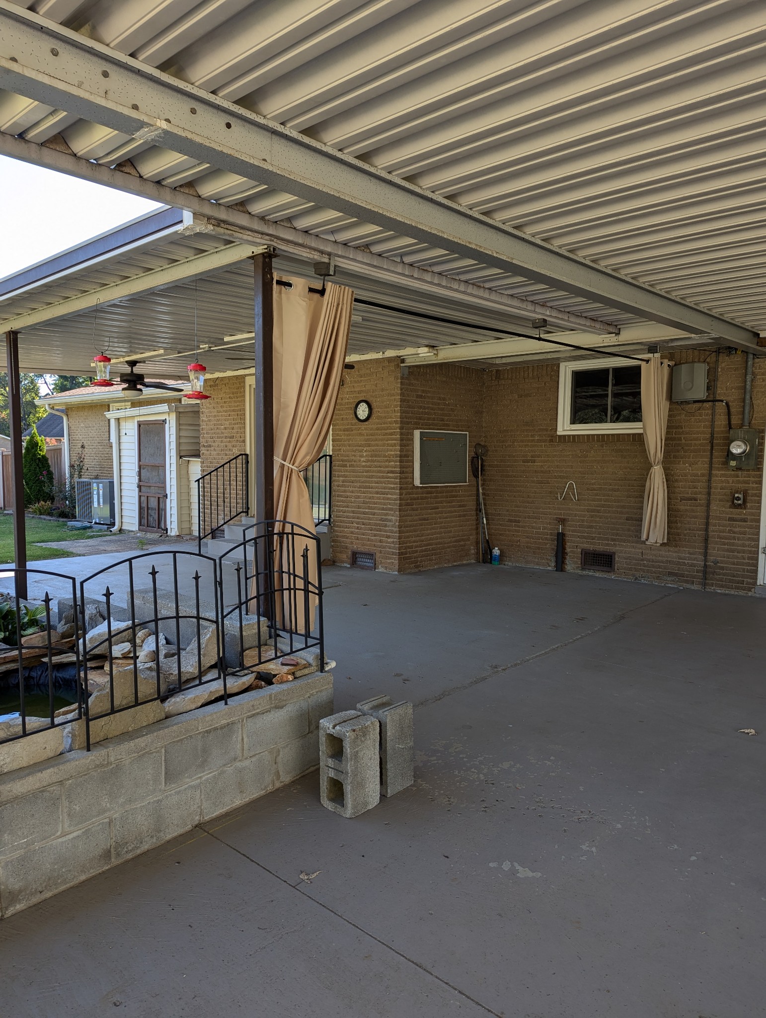 2311 Green Acres Dr