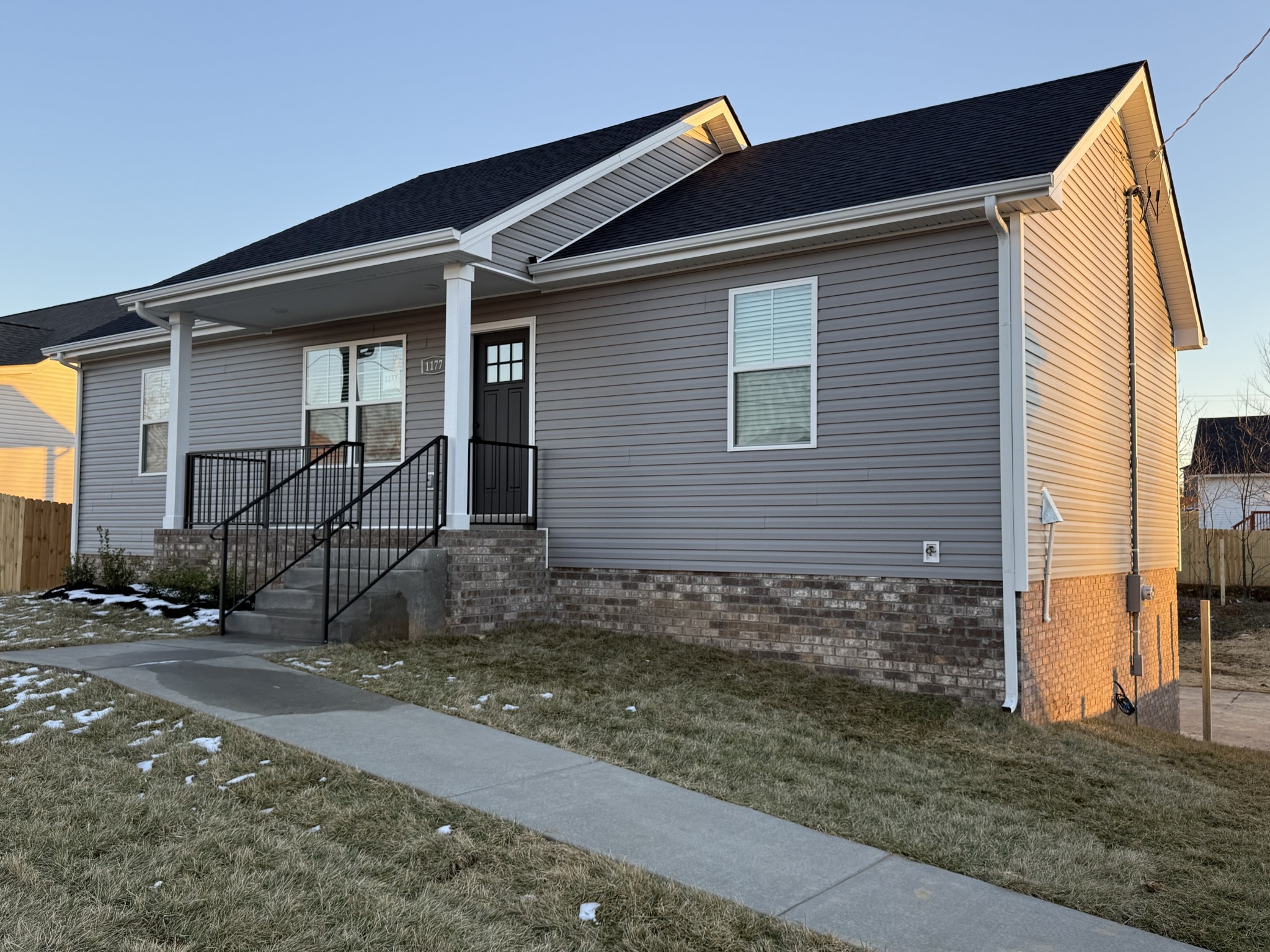 1177 Kendall Dr