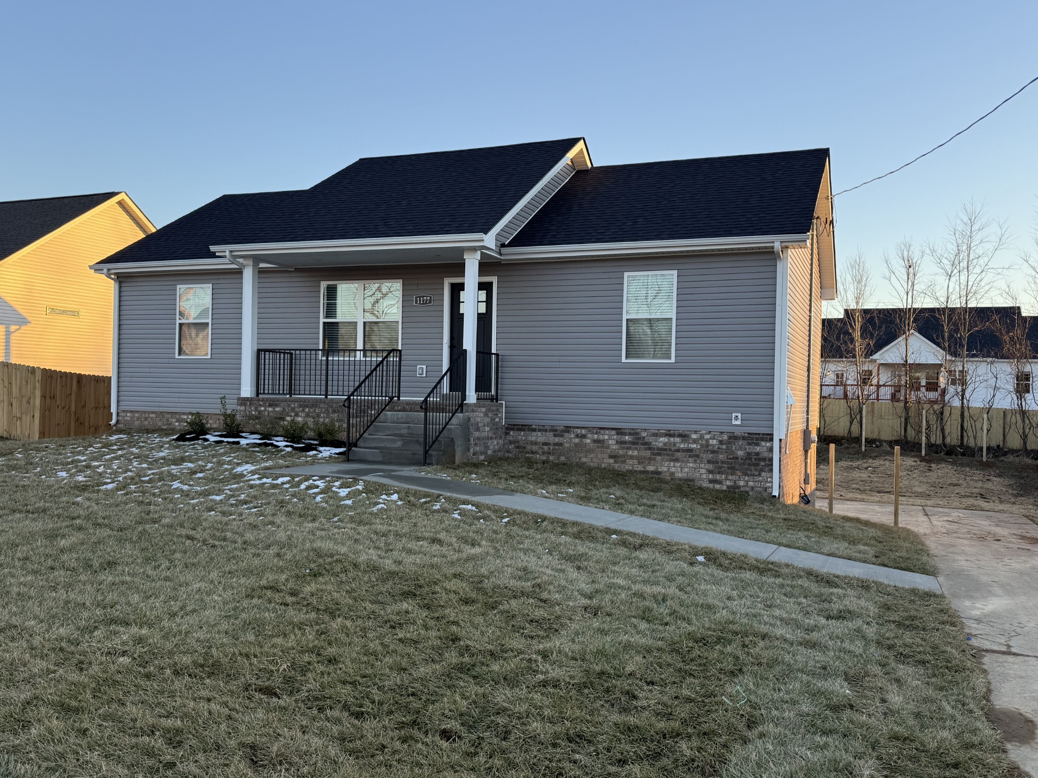 1177 Kendall Dr