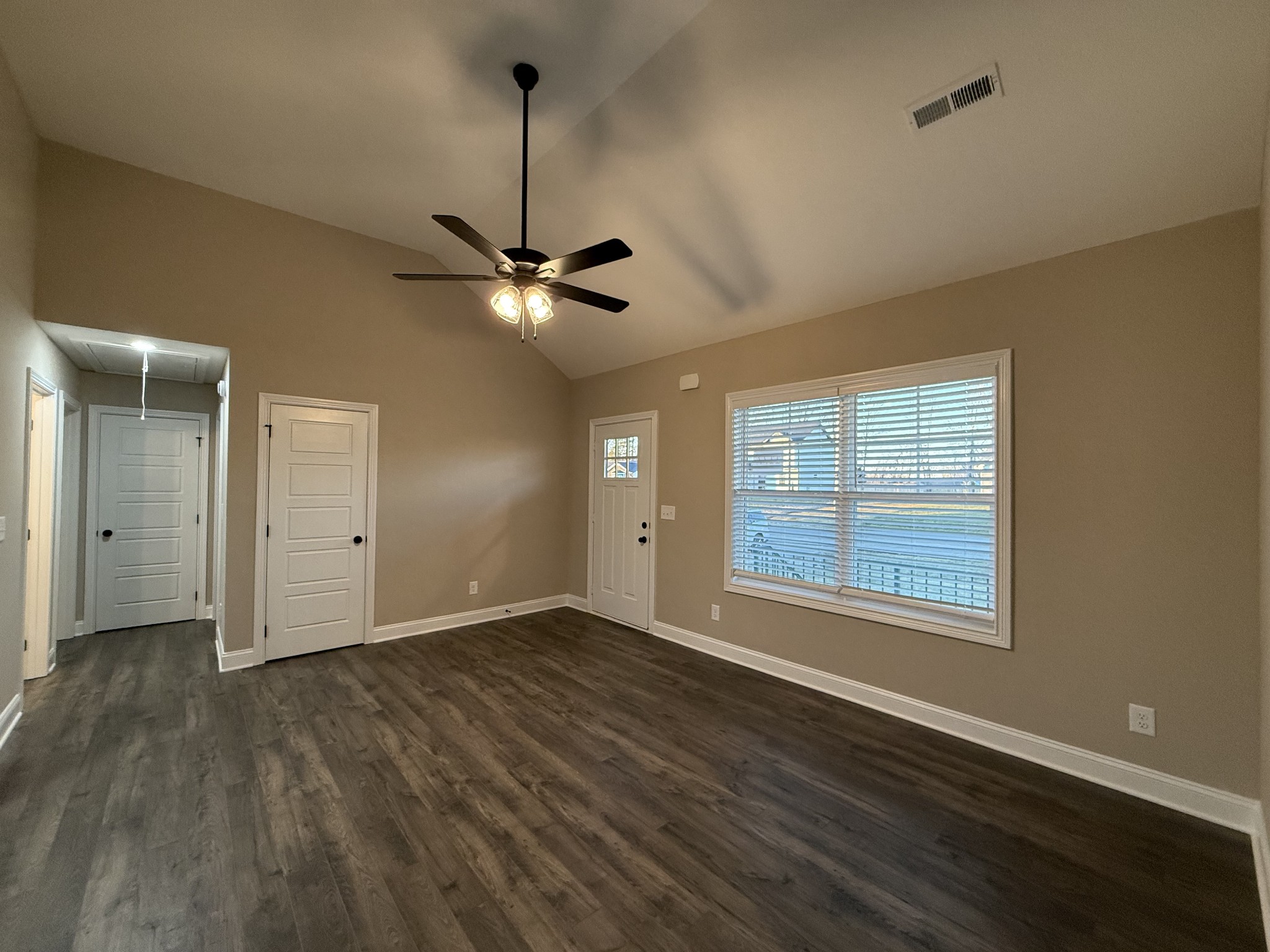1177 Kendall Dr