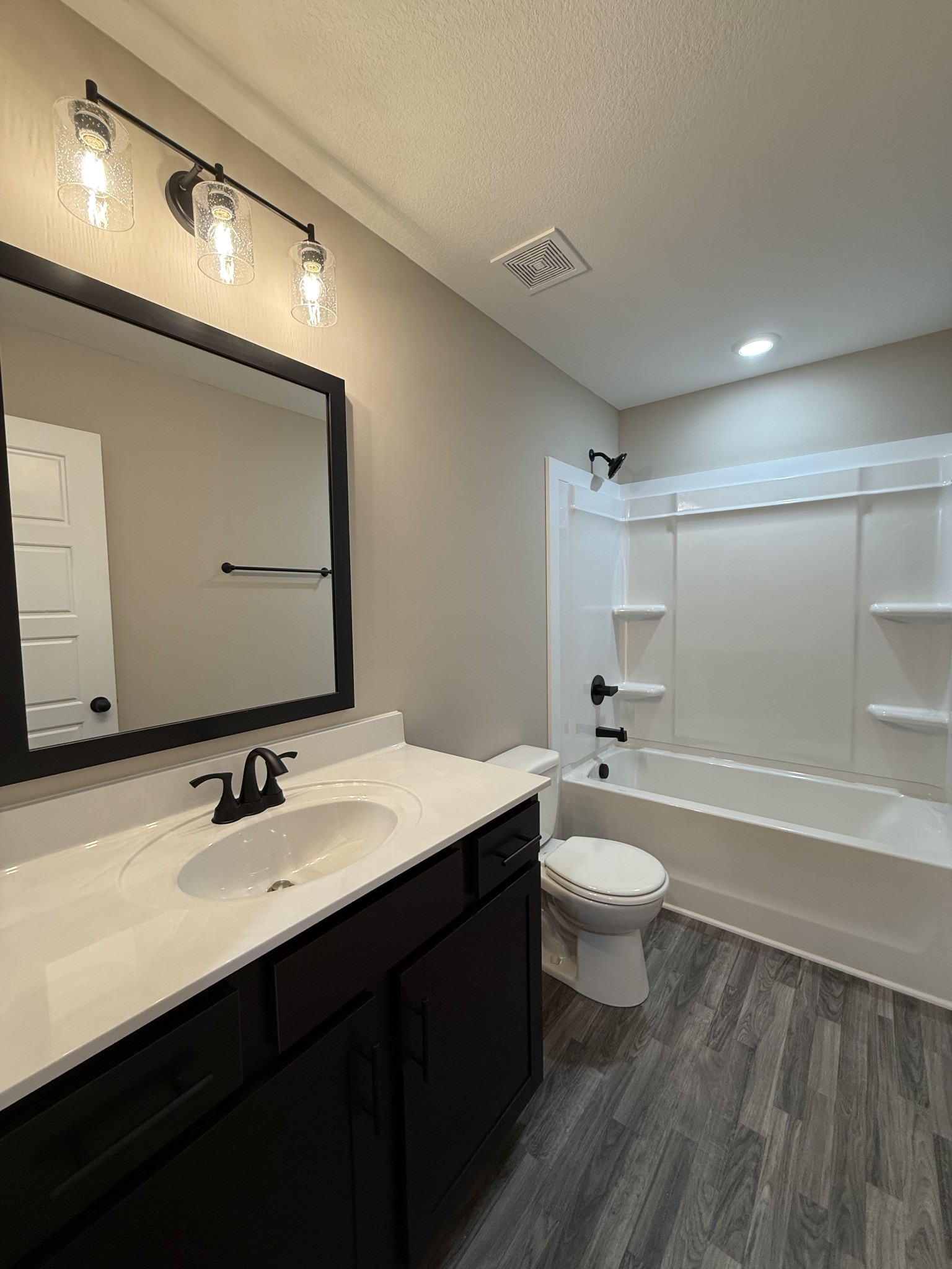 1177 Kendall Dr