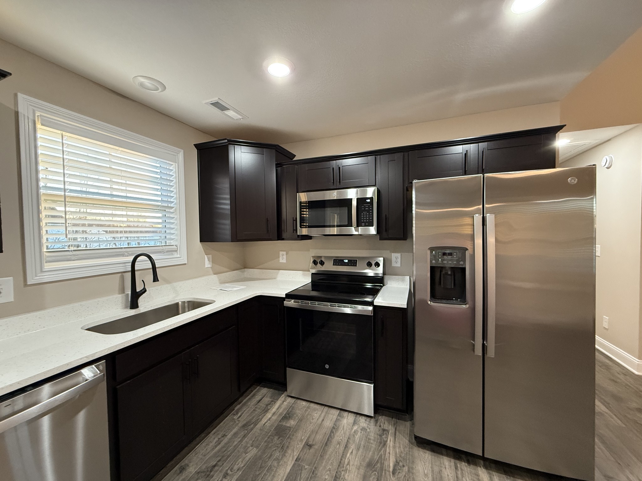 1177 Kendall Dr