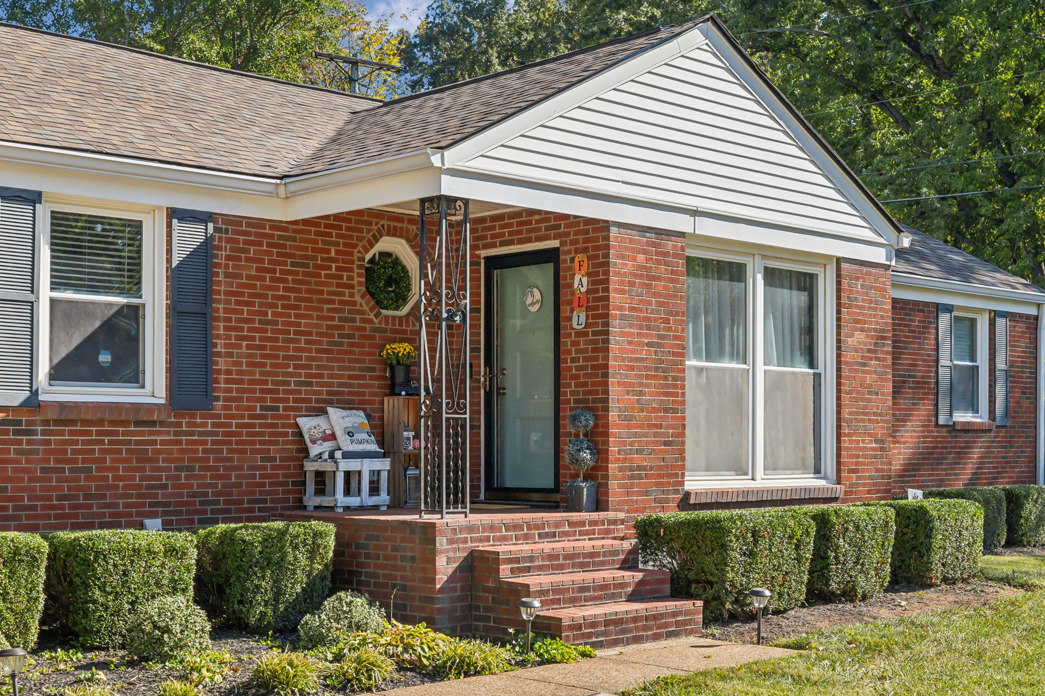 1729 Merritt Dr