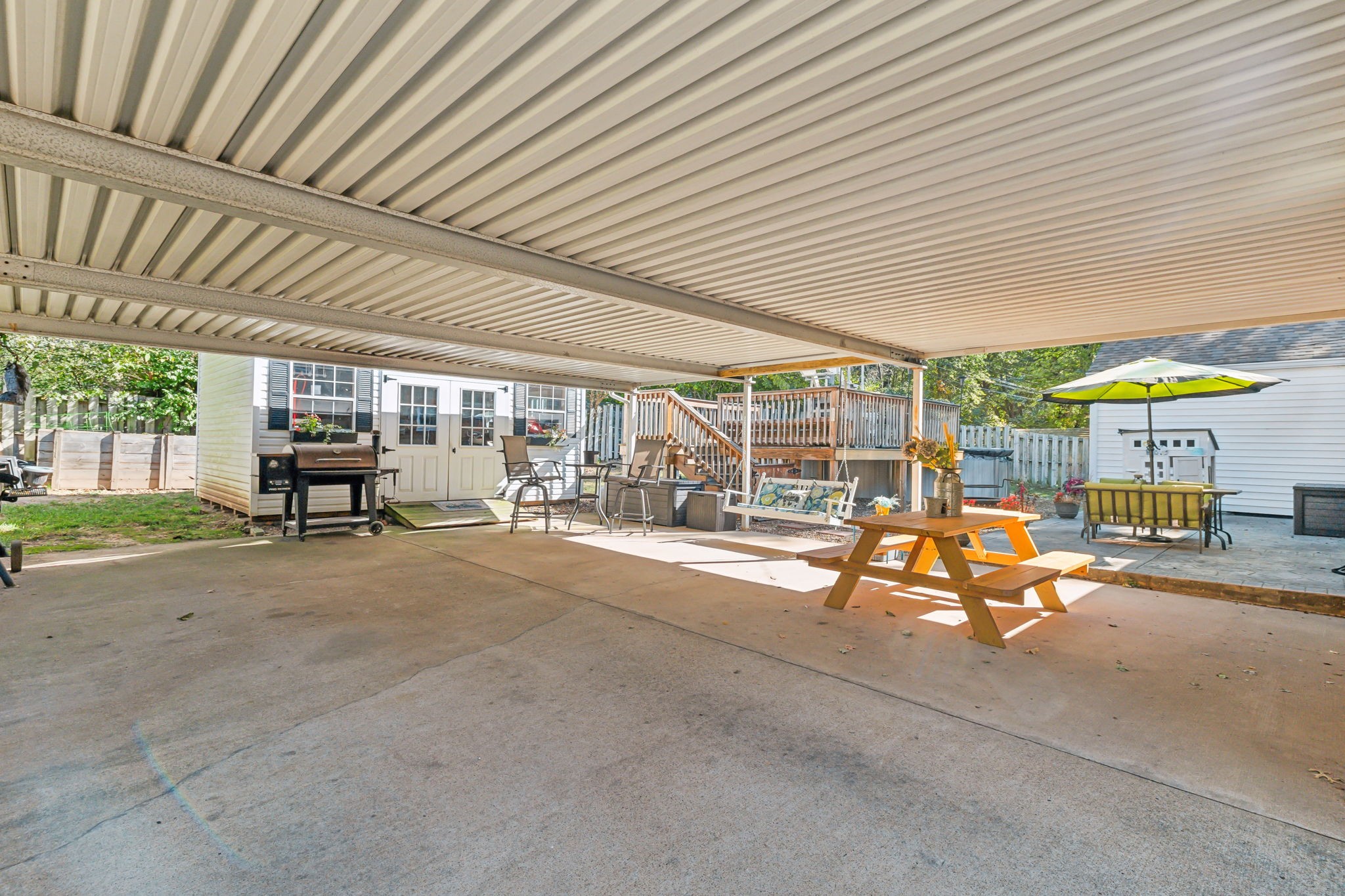 1729 Merritt Dr