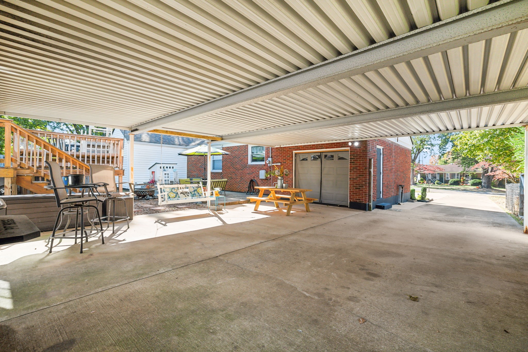 1729 Merritt Dr