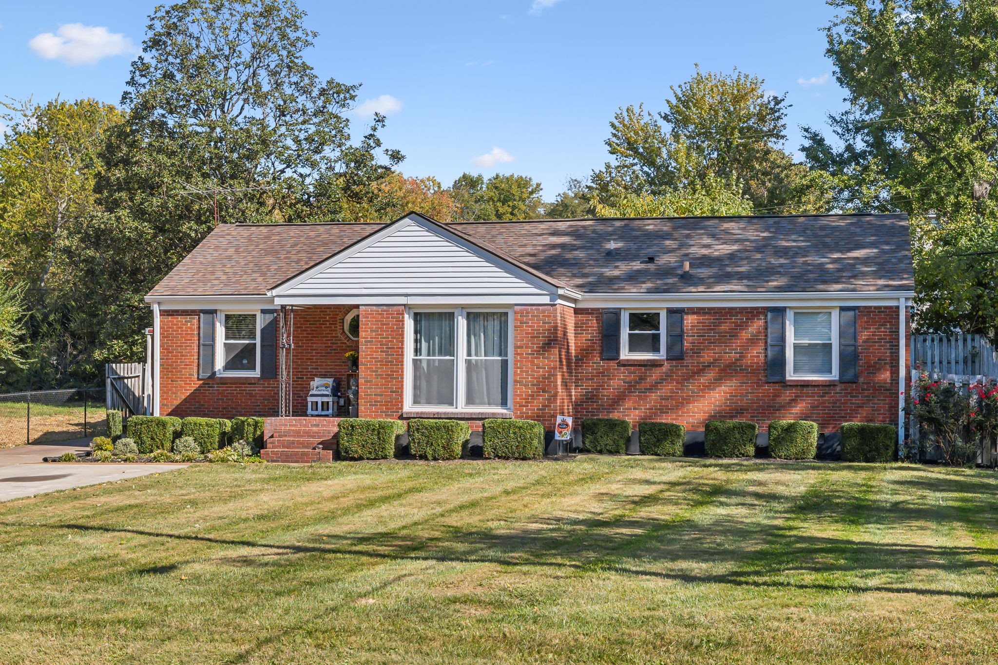 1729 Merritt Dr