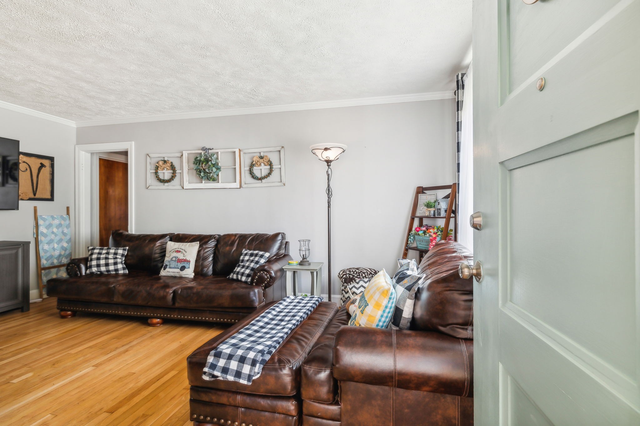 1729 Merritt Dr