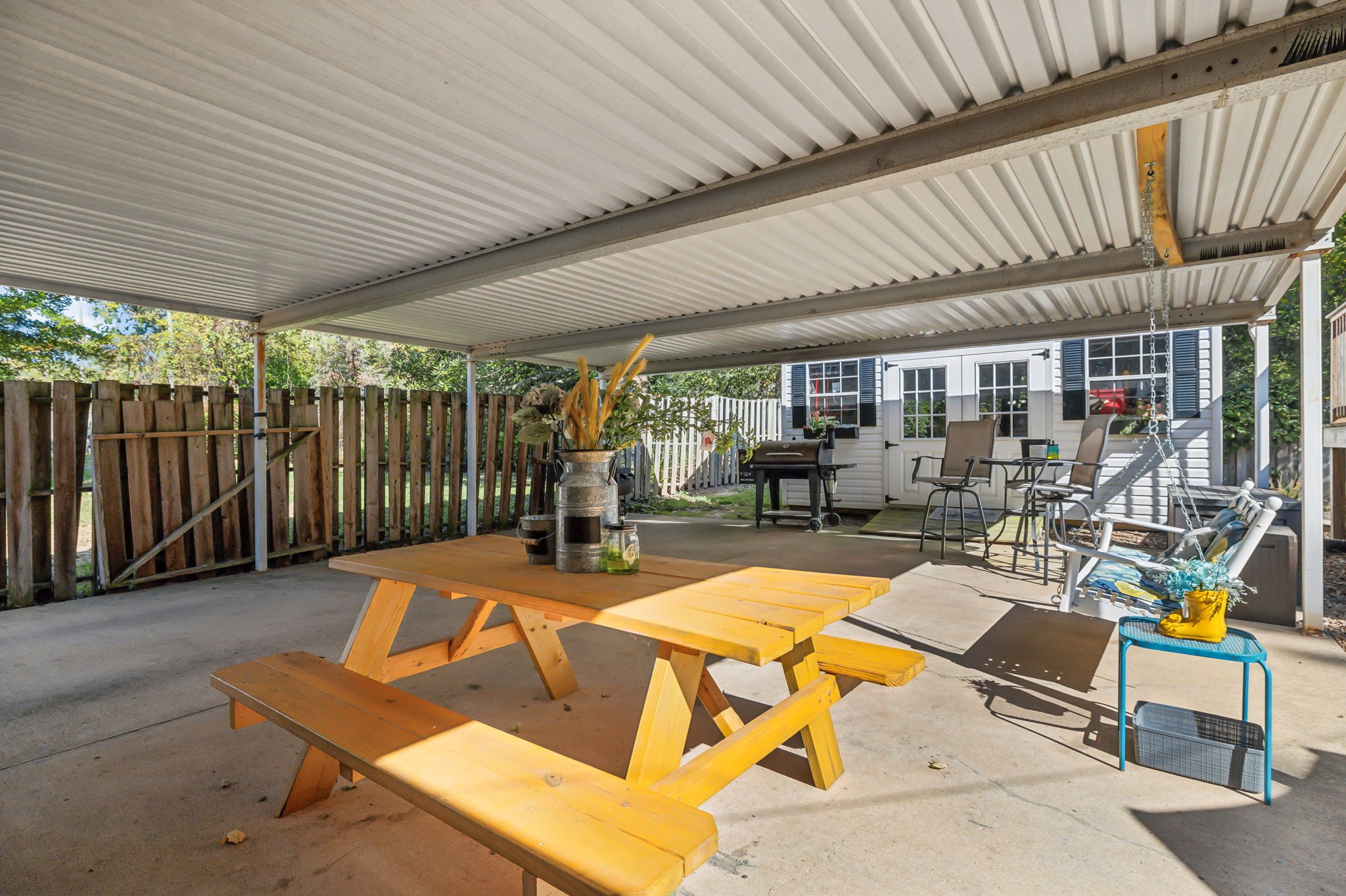 1729 Merritt Dr