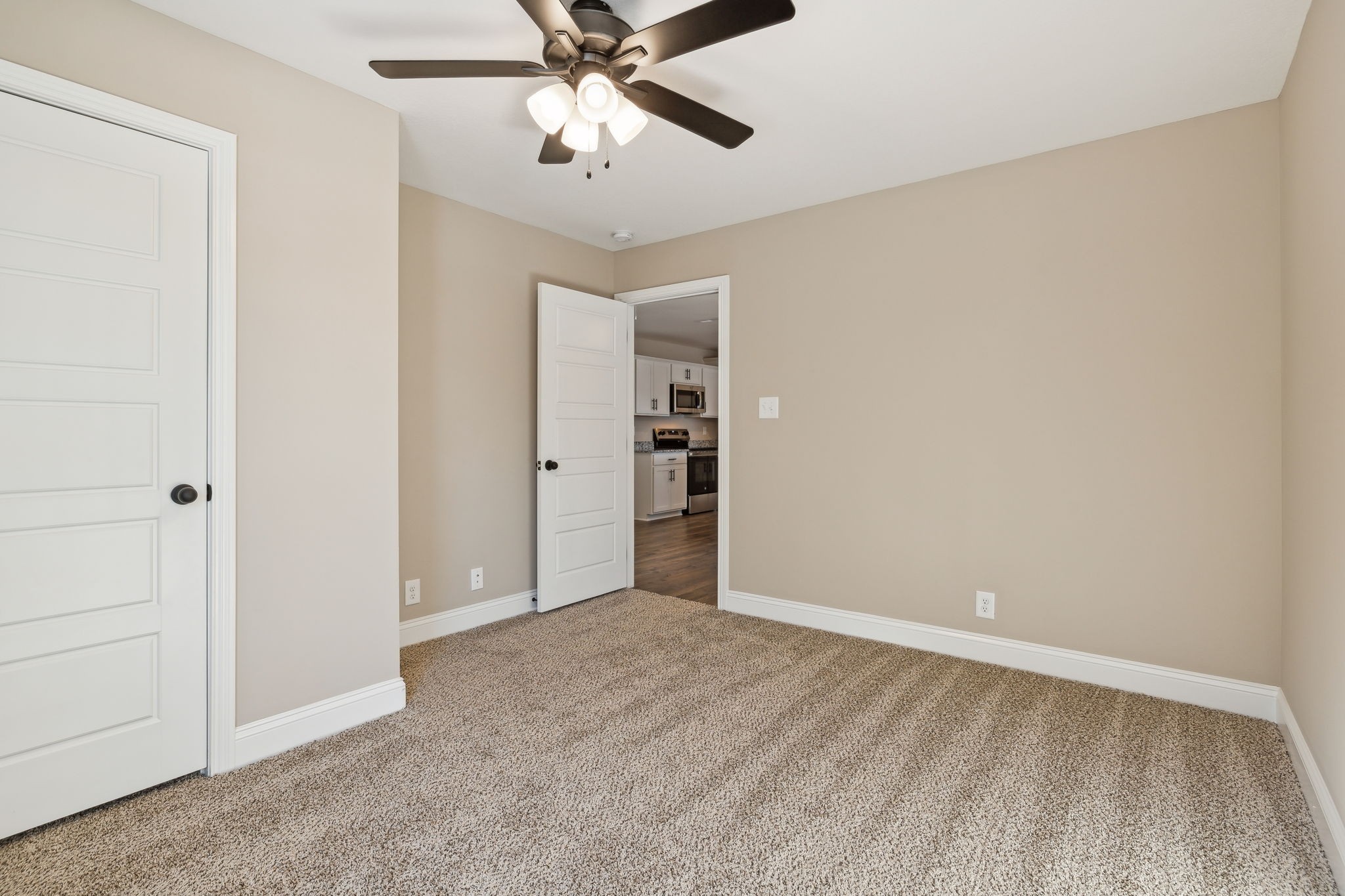 211 Cardinal Creek