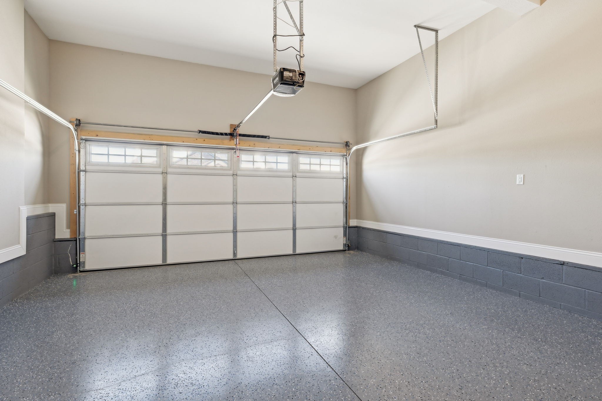 211 Cardinal Creek