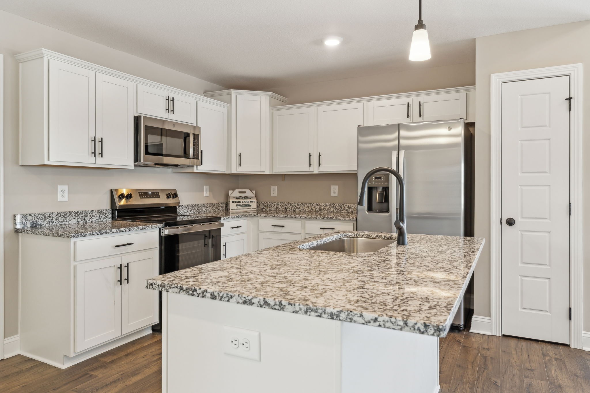 211 Cardinal Creek
