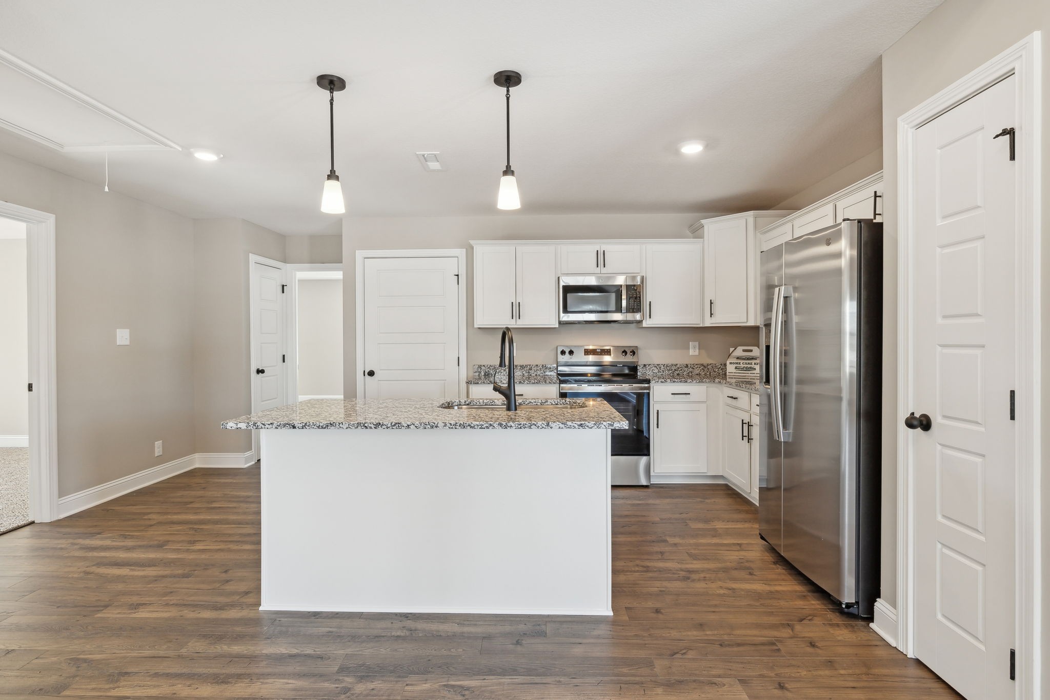 211 Cardinal Creek
