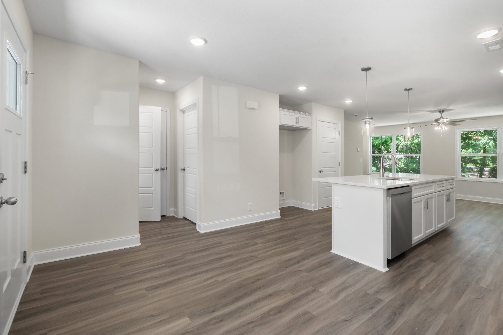937 Oak Ln