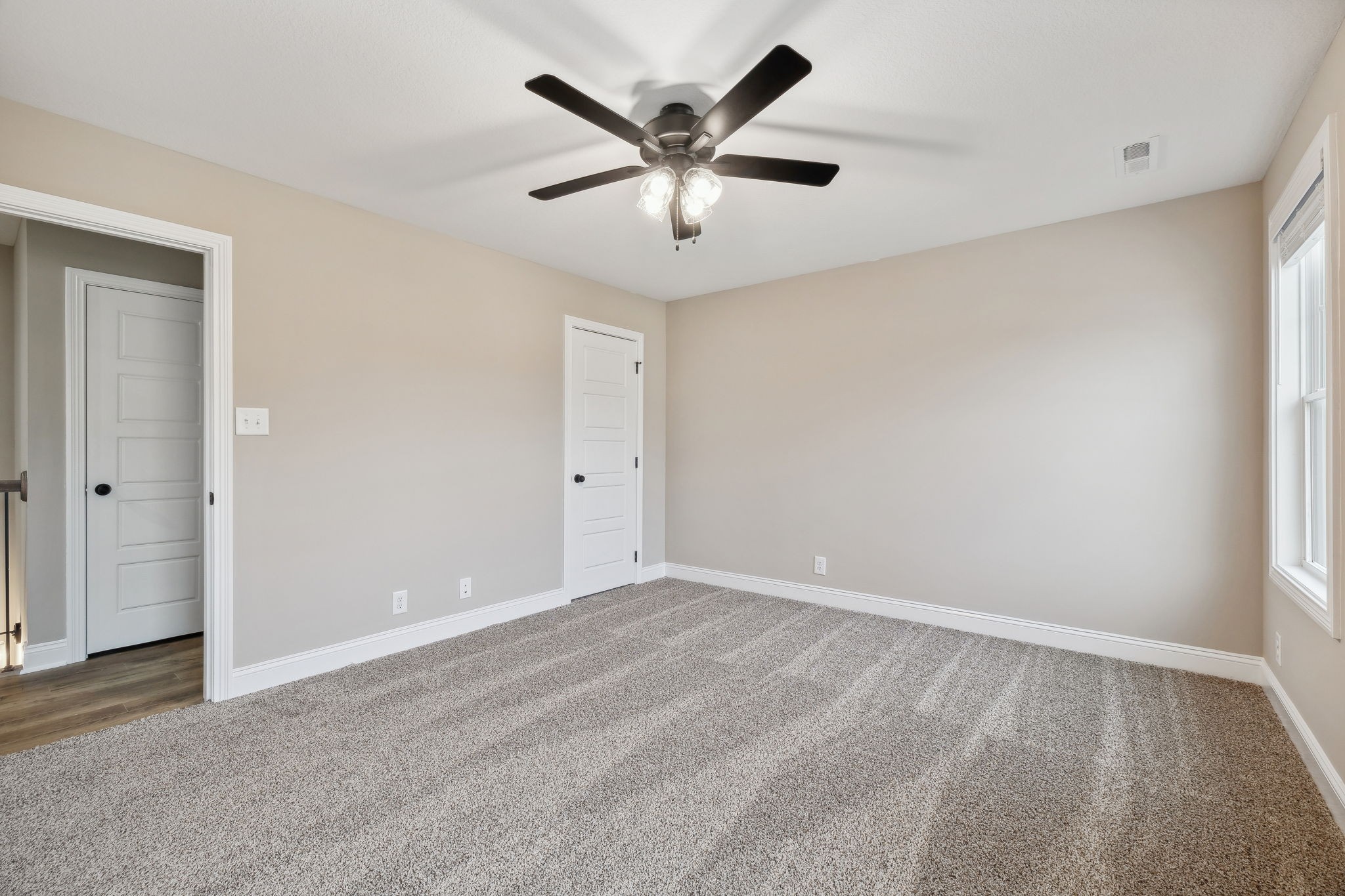 1252 Racker Dr