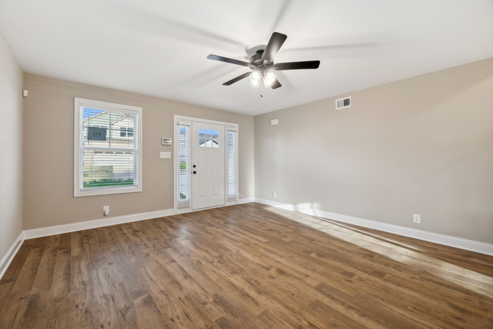 1252 Racker Dr