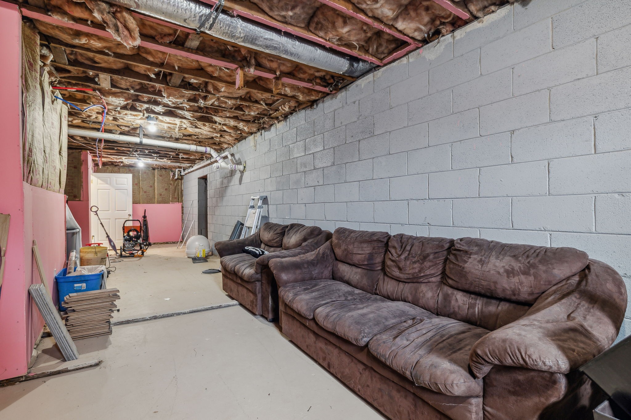 919 Carpenter St