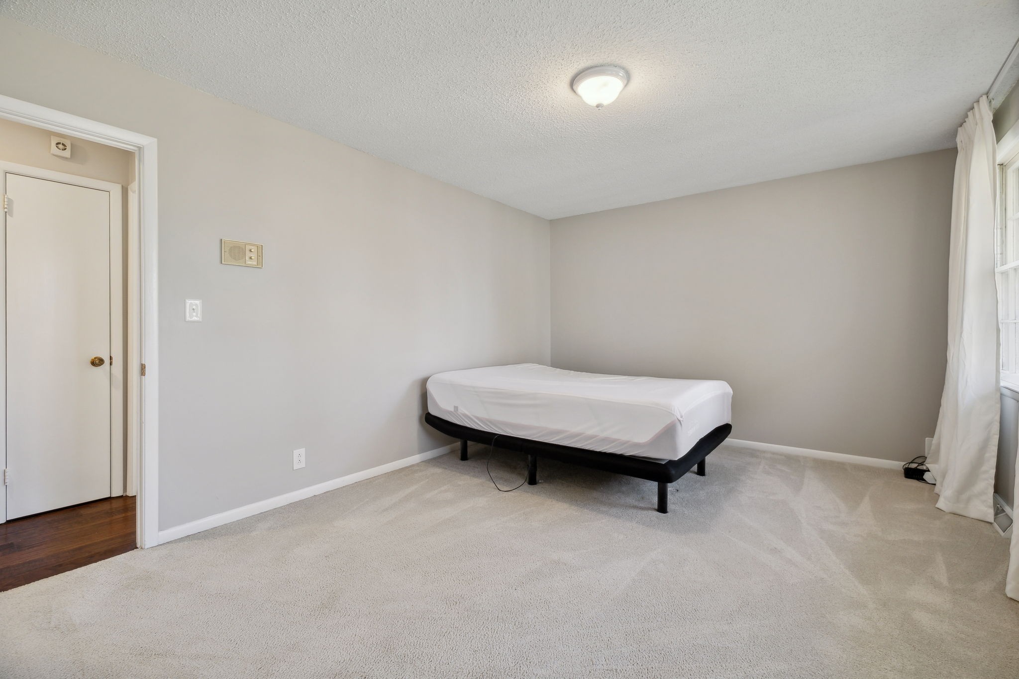 567 Skyview Cir