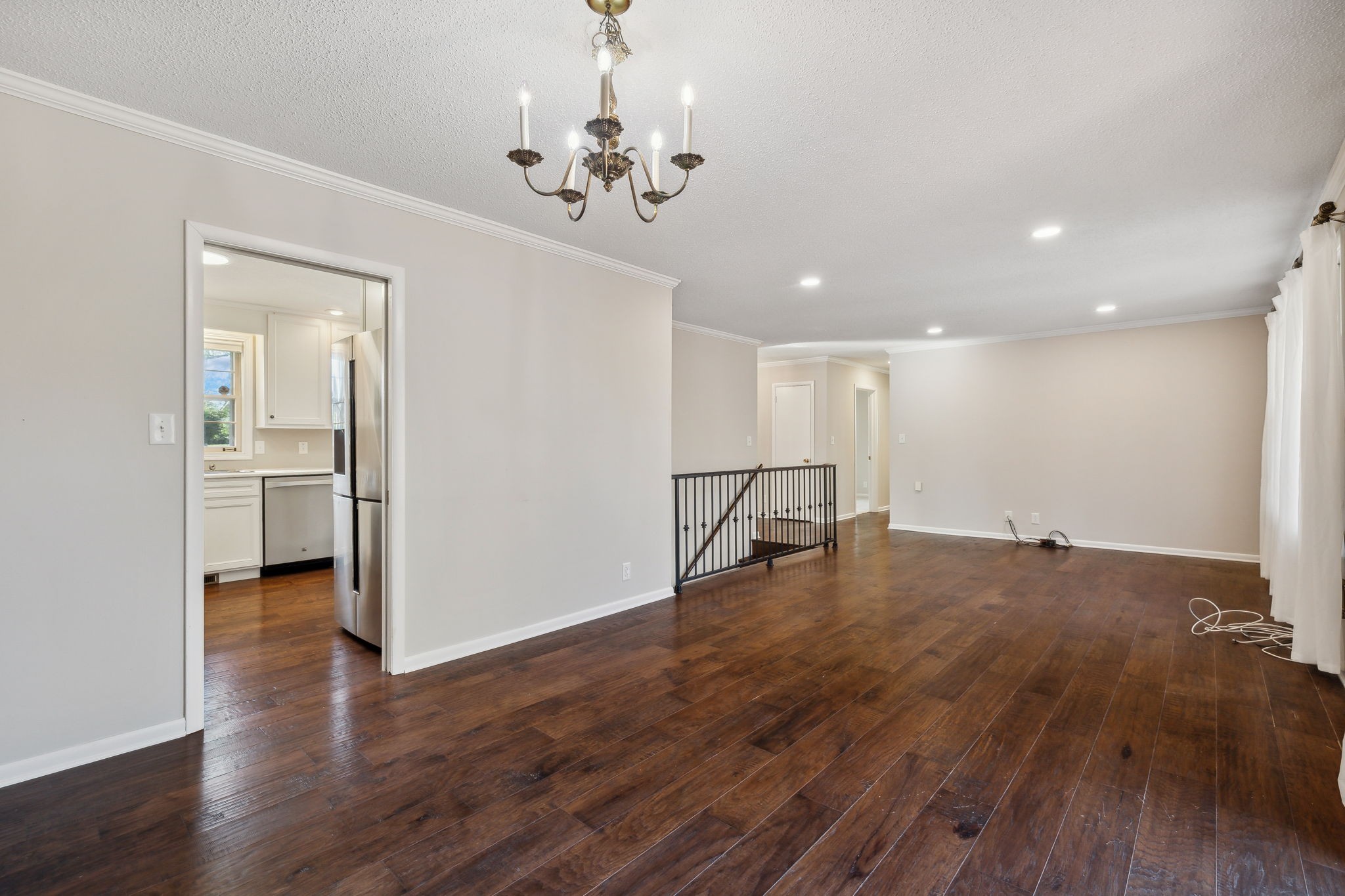 567 Skyview Cir