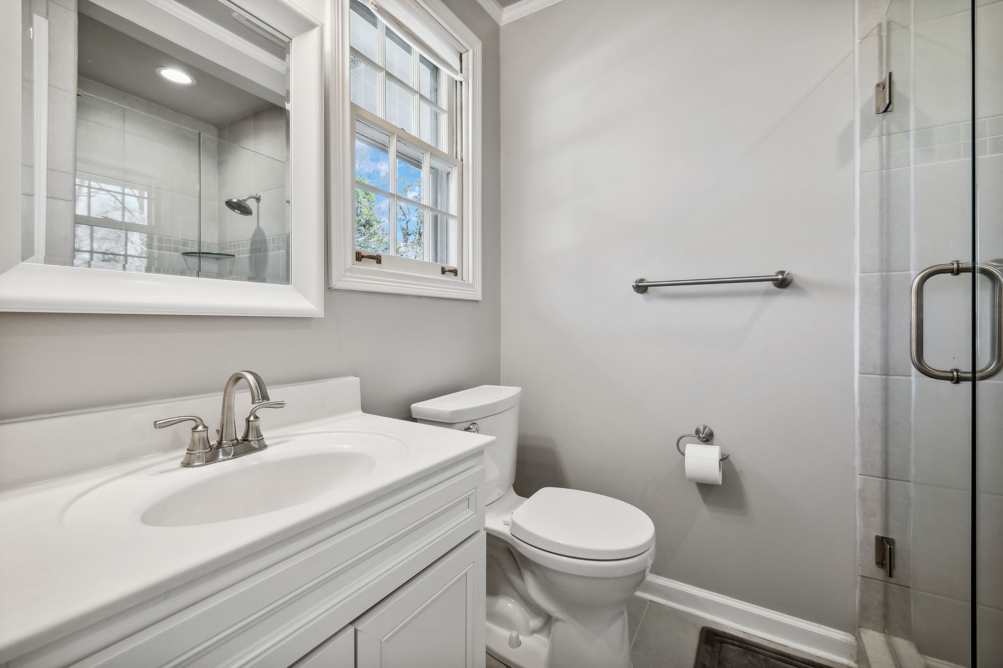 567 Skyview Cir