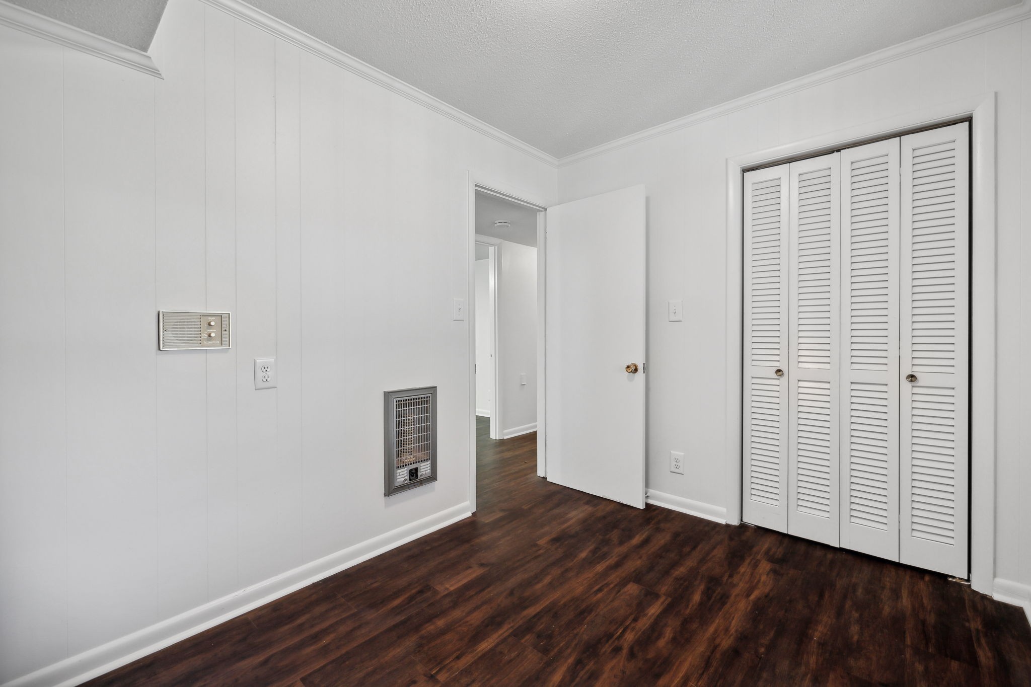 567 Skyview Cir