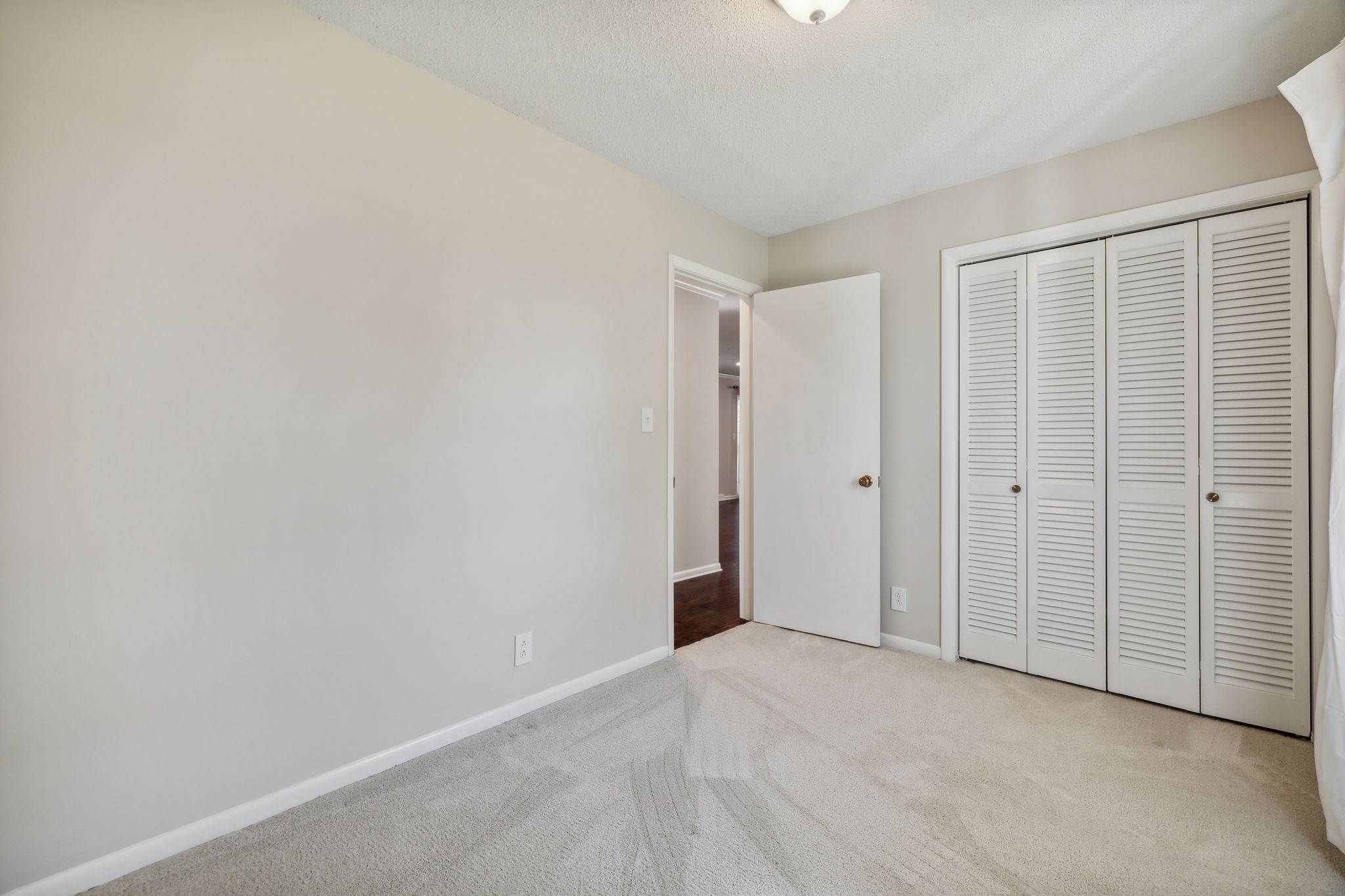 567 Skyview Cir