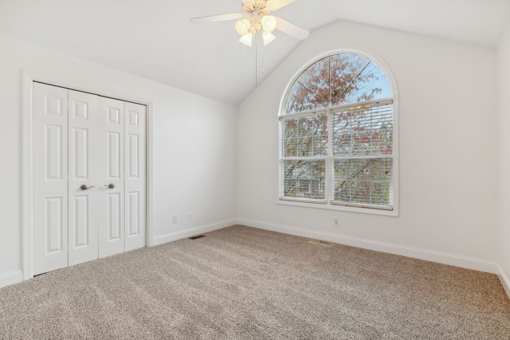 3153 Whitetail Dr