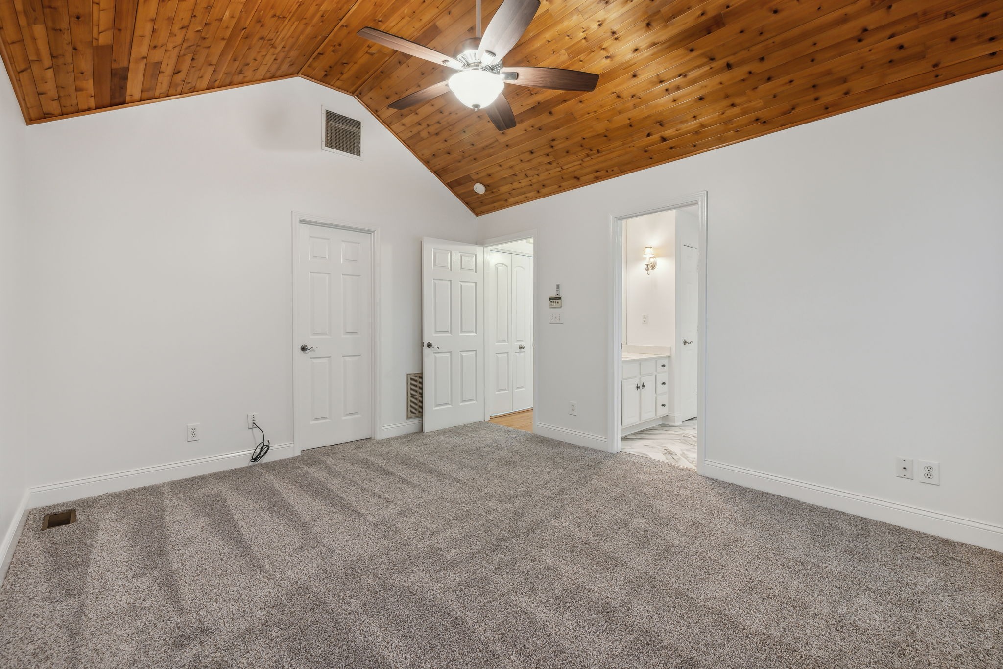 3153 Whitetail Dr
